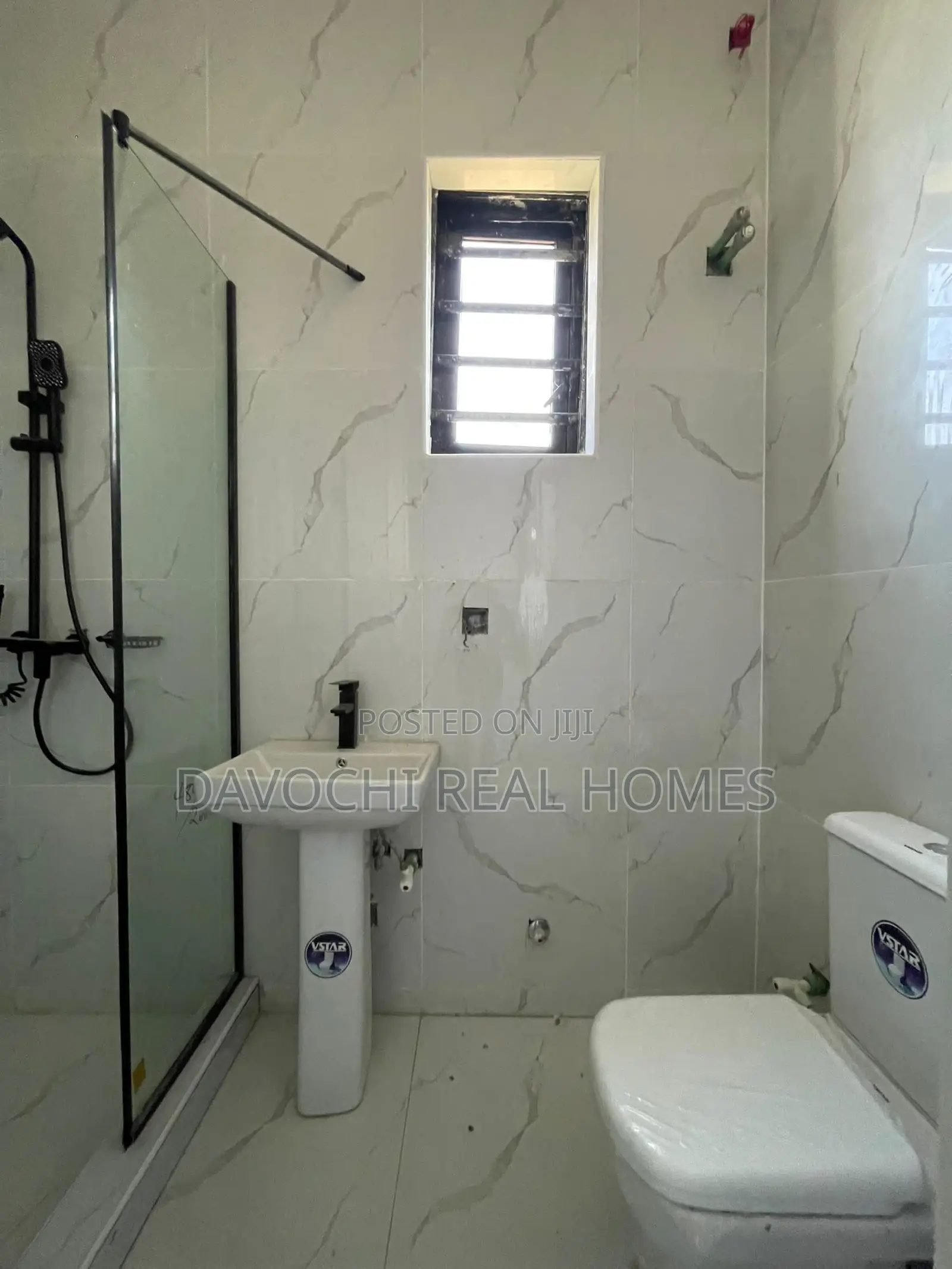 5bdrm Duplex in Off Lekki-Epe Expressway for sale in Off Lekki-Epe Expressway