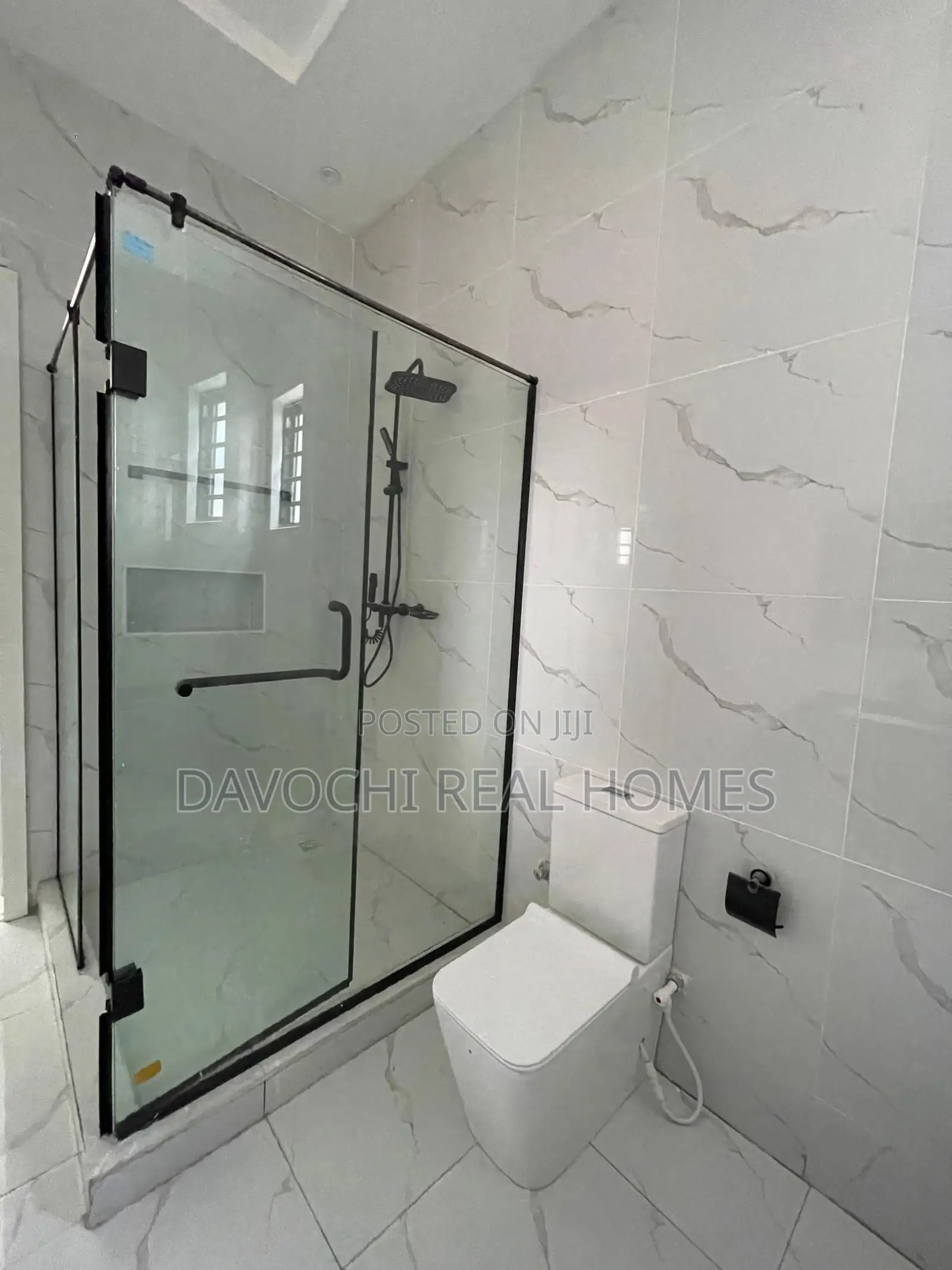 5bdrm Duplex in Off Lekki-Epe Expressway for sale in Off Lekki-Epe Expressway