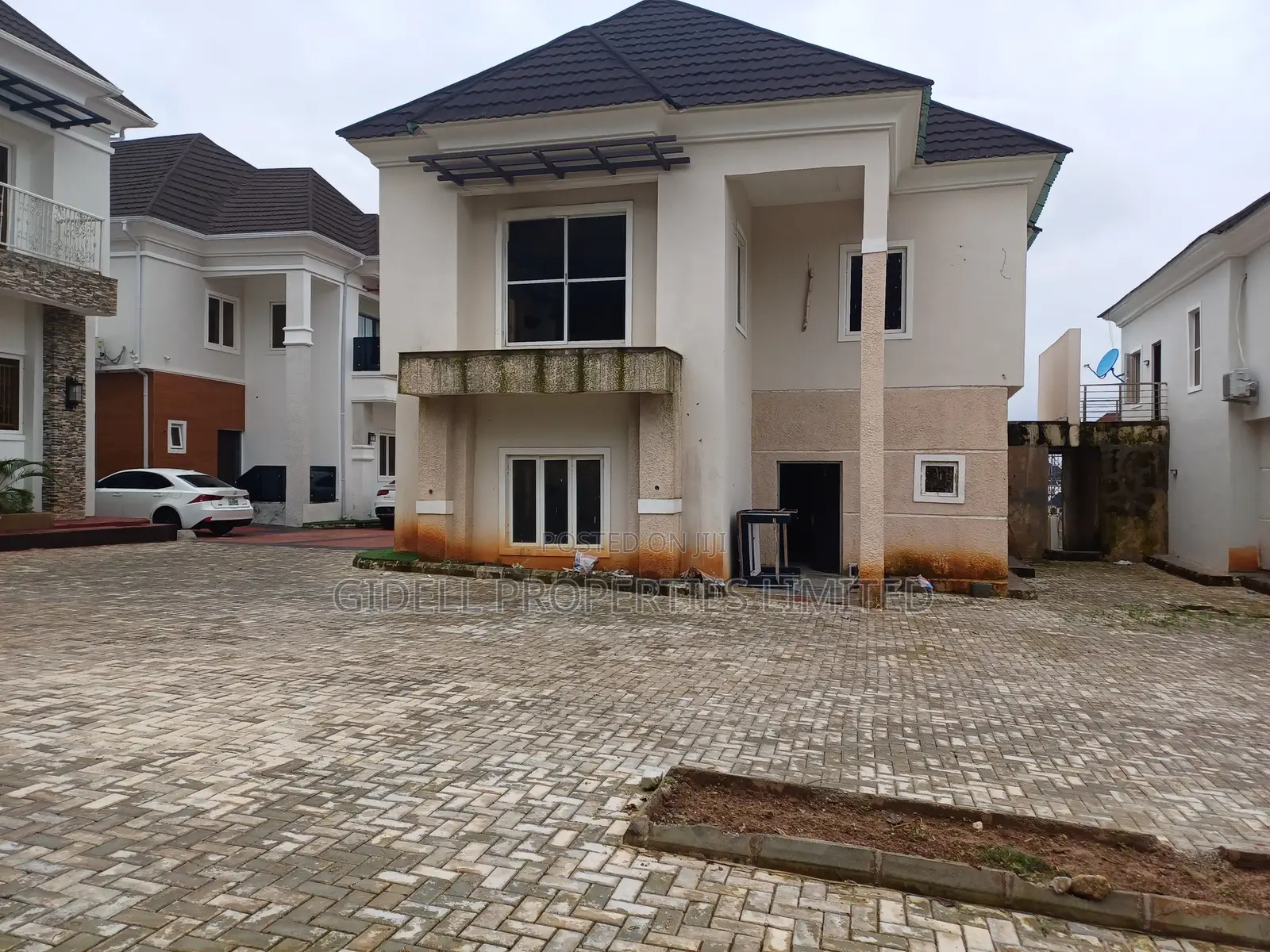 4bdrm House in Guzape District for sale in Guzape District