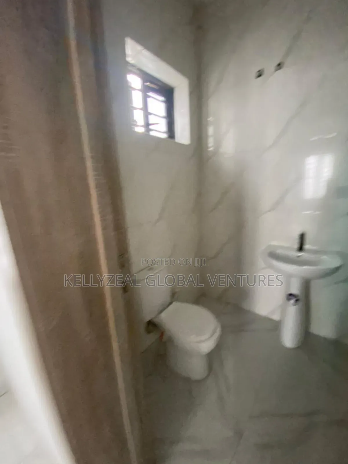 6bdrm Duplex in Hope Estate, Ago Palace for sale in Ago Palace
