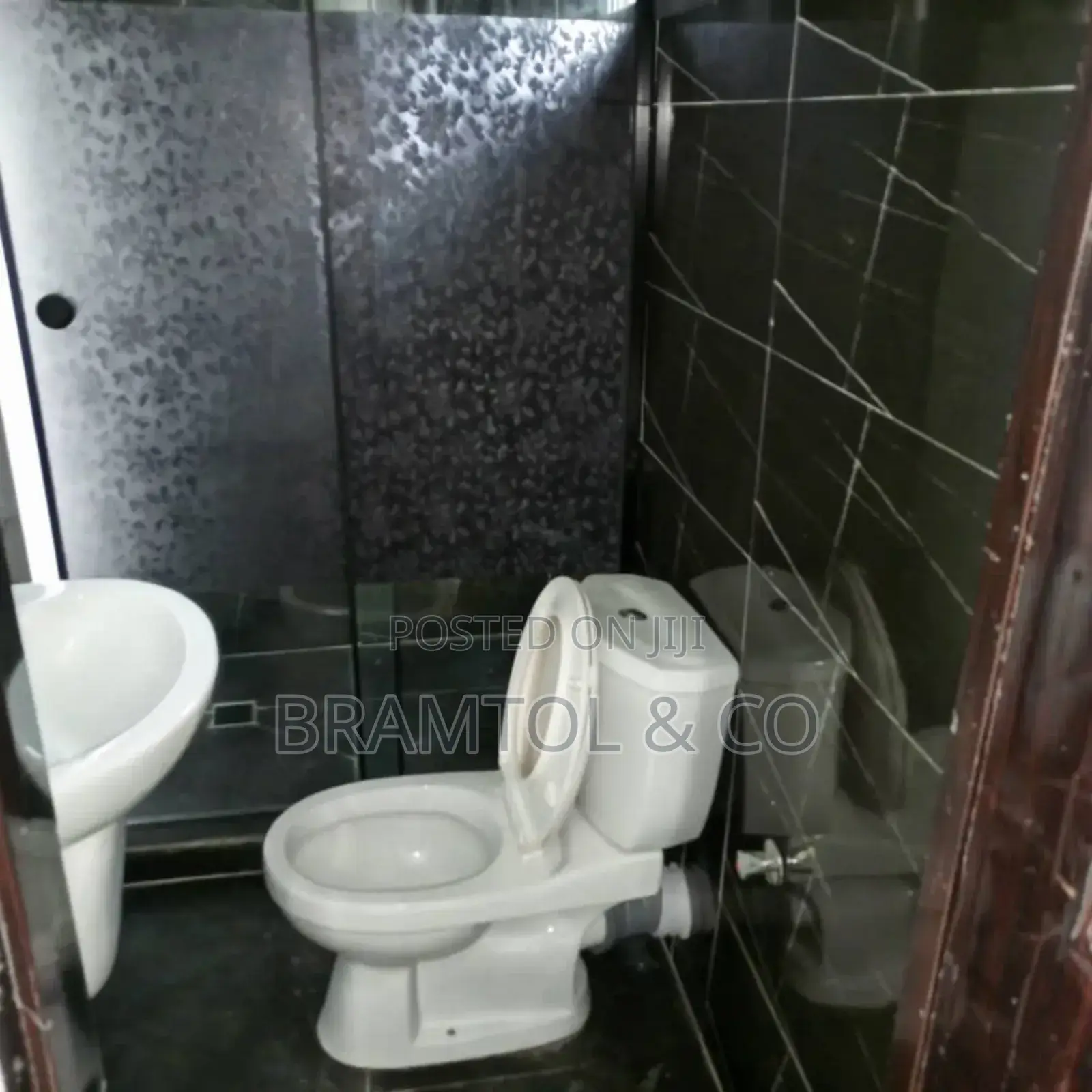 1bdrm Bungalow in Kado for rent in Kado