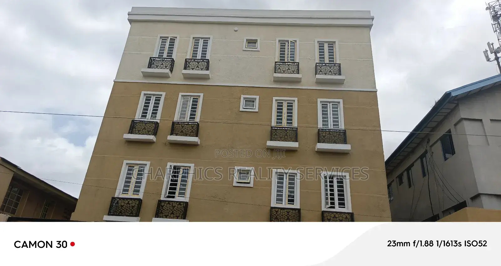 3bdrm Apartment in Sabo / Yaba for sale in Sabo / Yaba