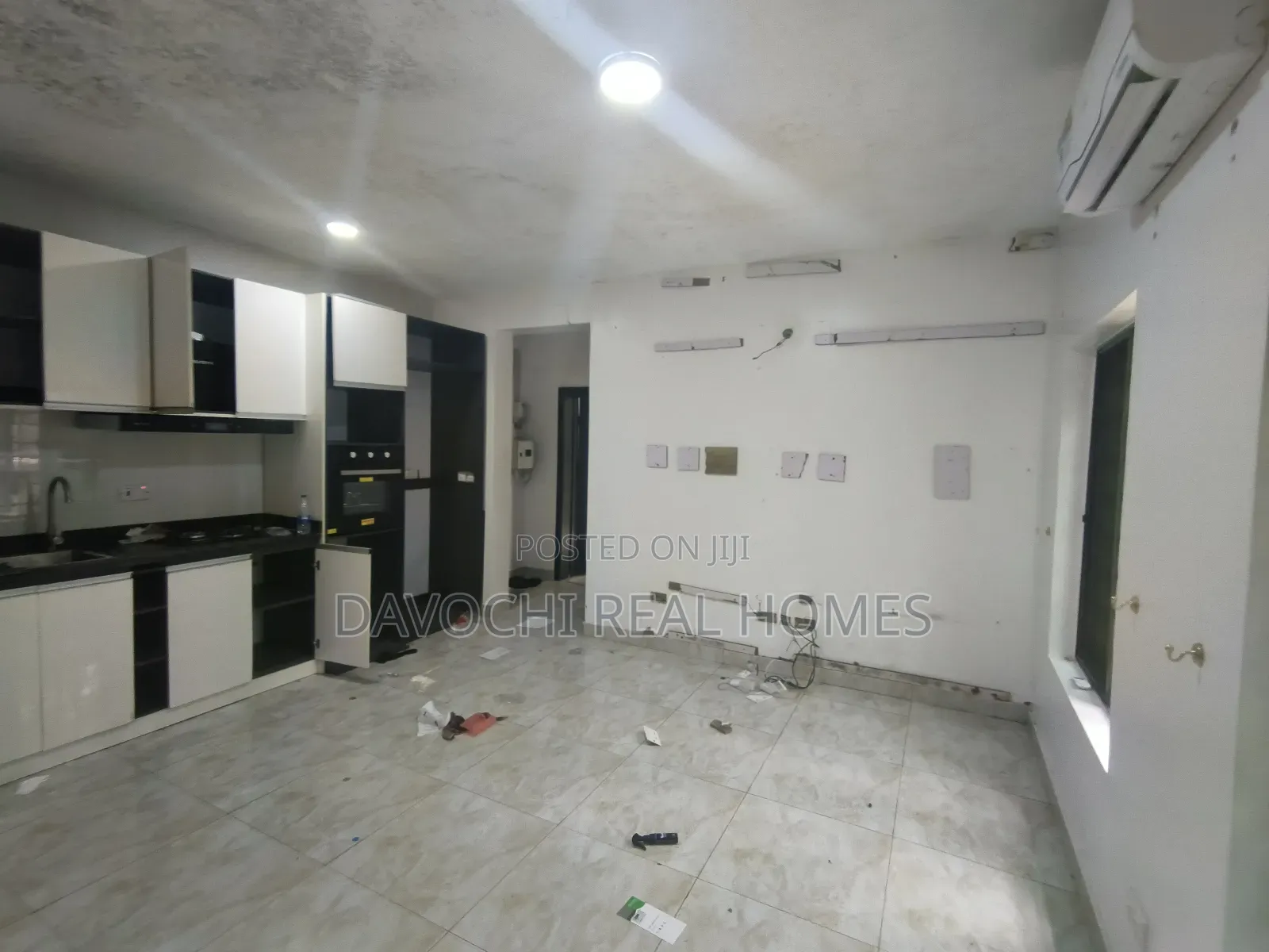 1bdrm Apartment in Lekki Phase 2 for rent in Lekki