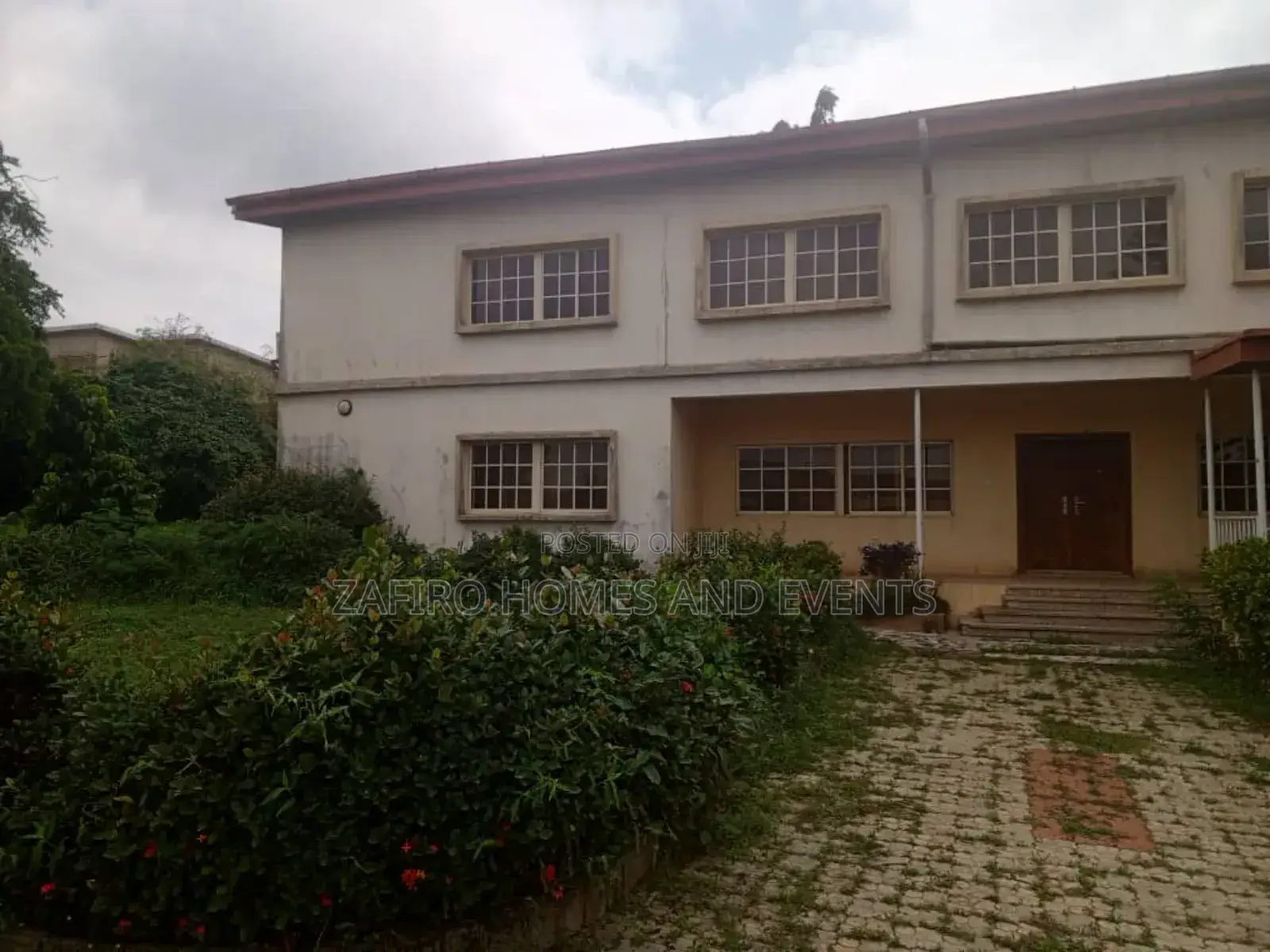 Furnished 8bdrm Duplex in Awosika Estate, Bodija for sale in Bodija