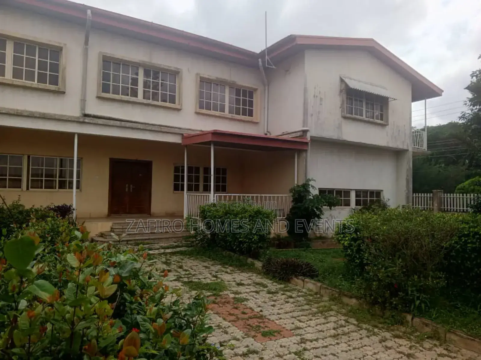 Furnished 8bdrm Duplex in Awosika Estate, Bodija for sale in Bodija