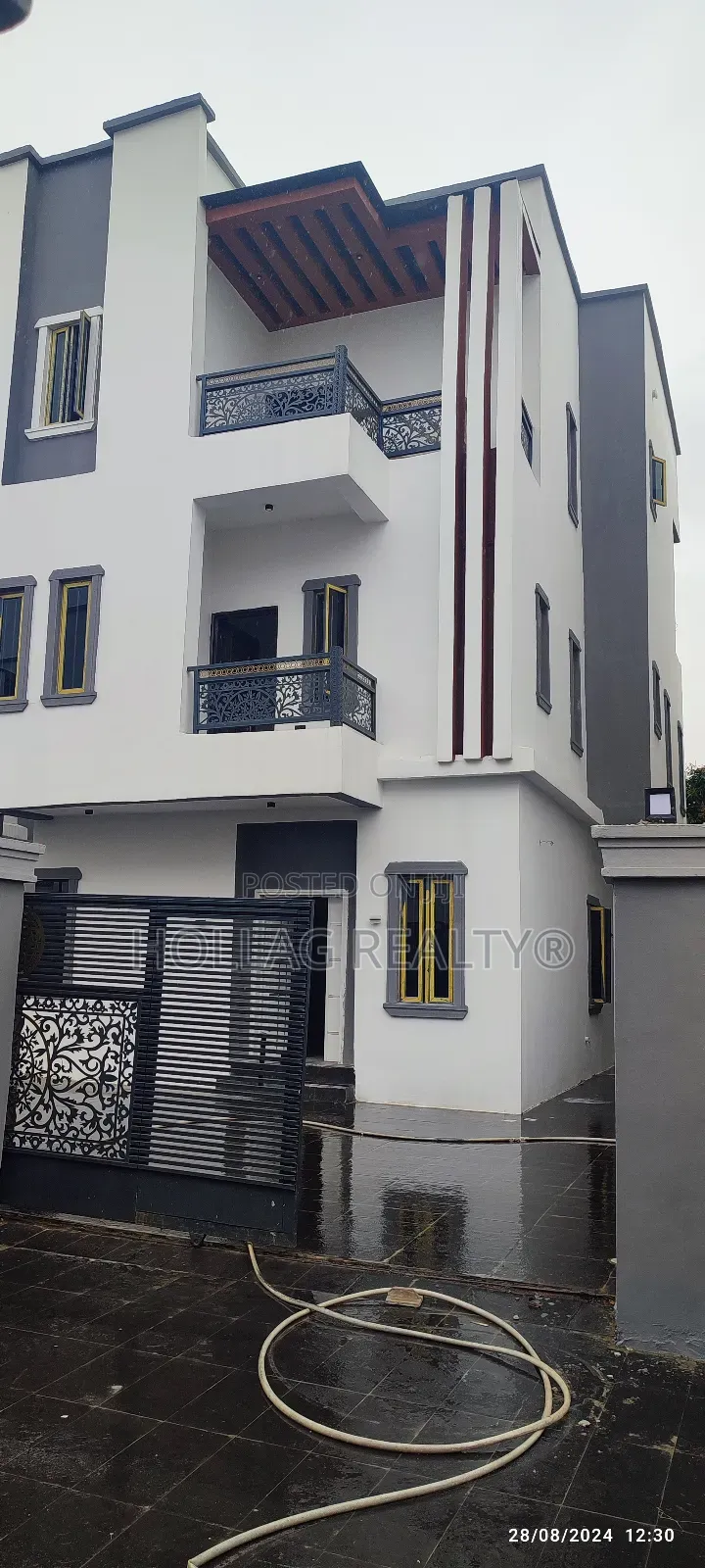 5bdrm Mansion in Apple Junction for sale in Apple Junction