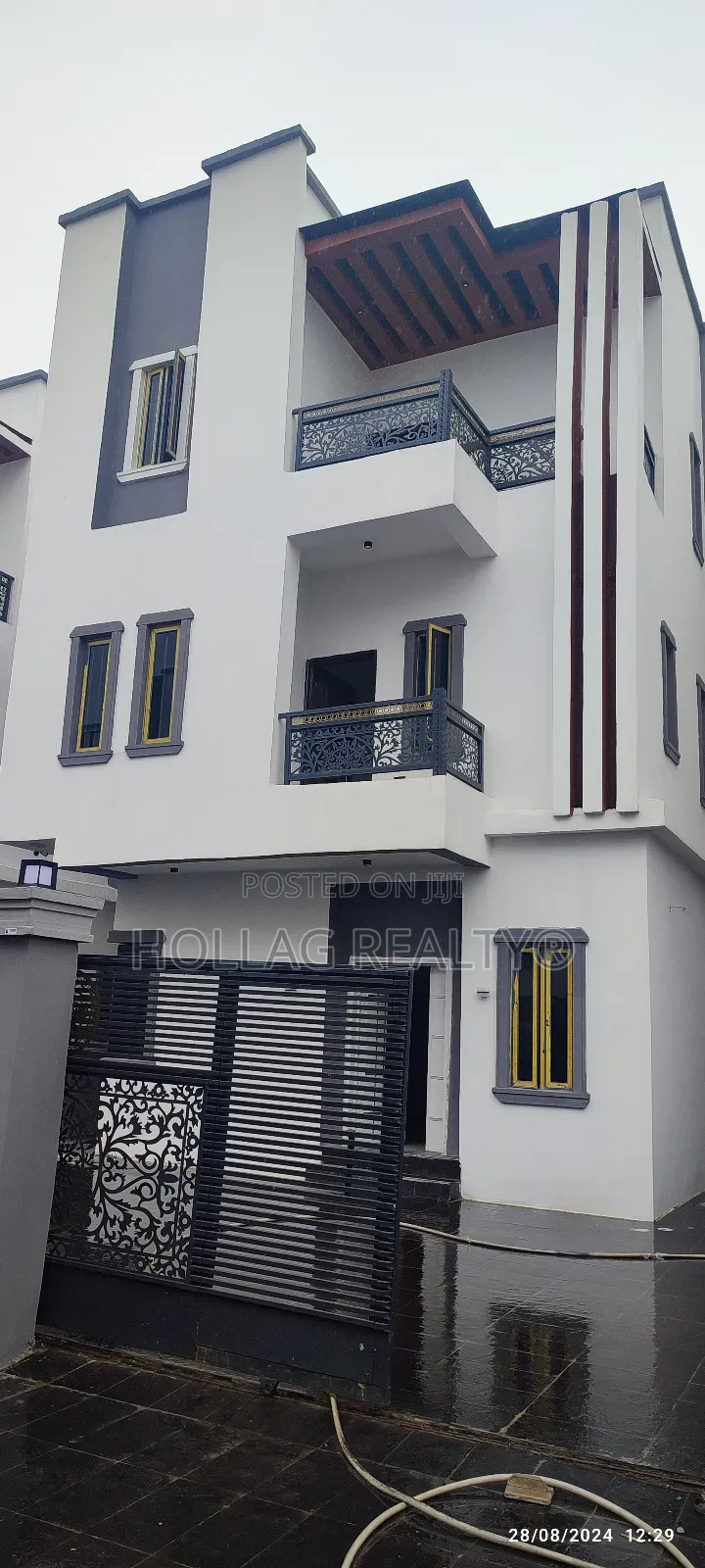 5bdrm Mansion in Apple Junction for sale in Apple Junction