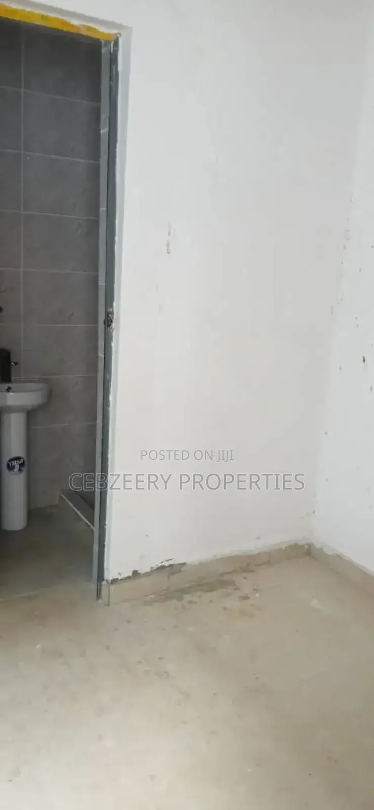 3bdrm Block of Flats in Ikeja for rent in Ikeja