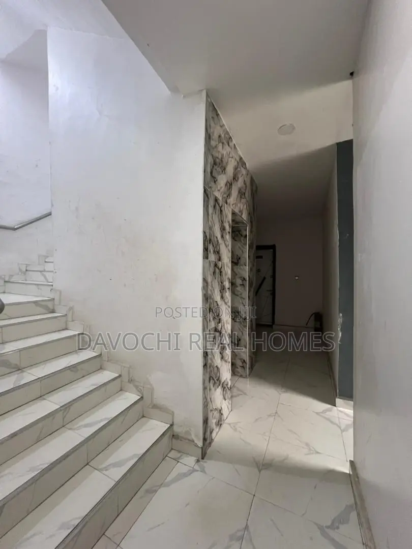 2bdrm Duplex in Ikate-Elegushi for rent in Ikate-Elegushi