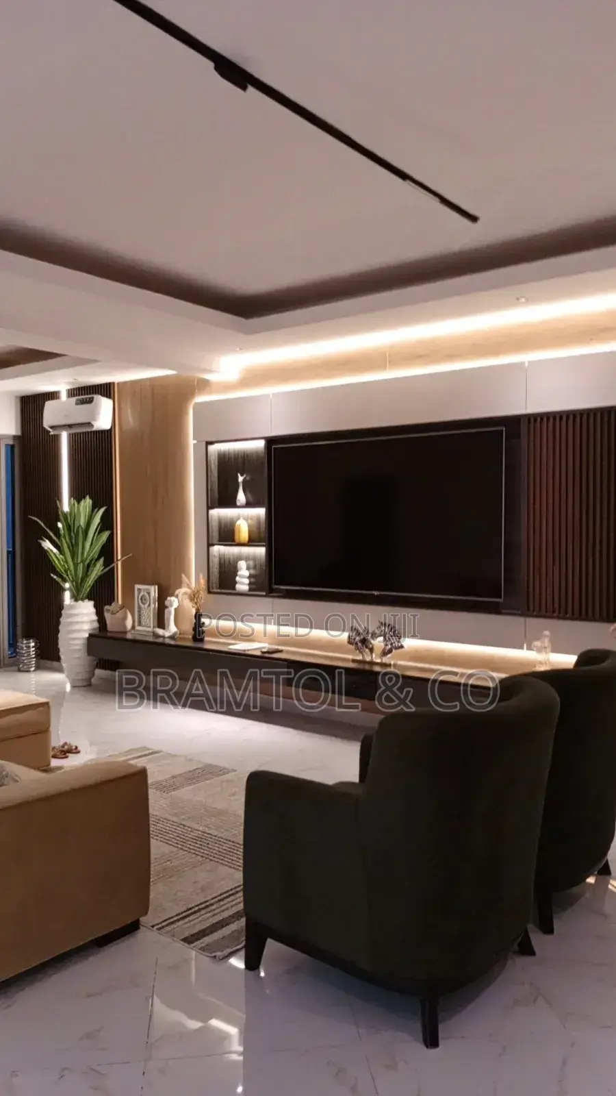 Furnished 4bdrm Townhouse / Terrace in Guzape District for rent in Guzape District