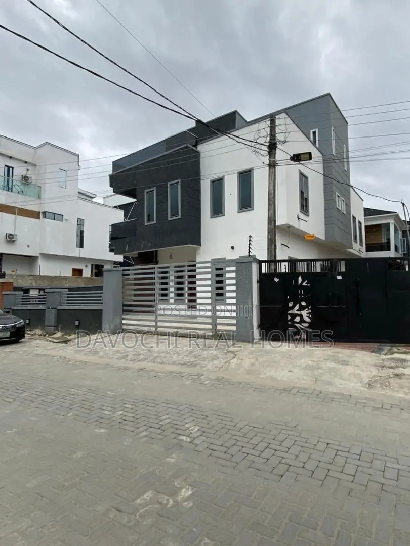 6bdrm Duplex in Ikate for rent in Ikate