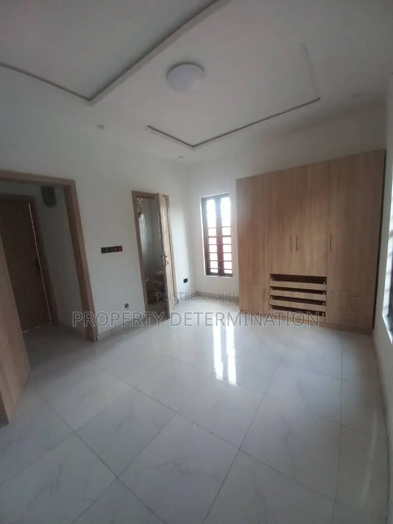 Furnished 5bdrm Duplex in Magodo Gra for sale in GRA Phase 2 Shangisha