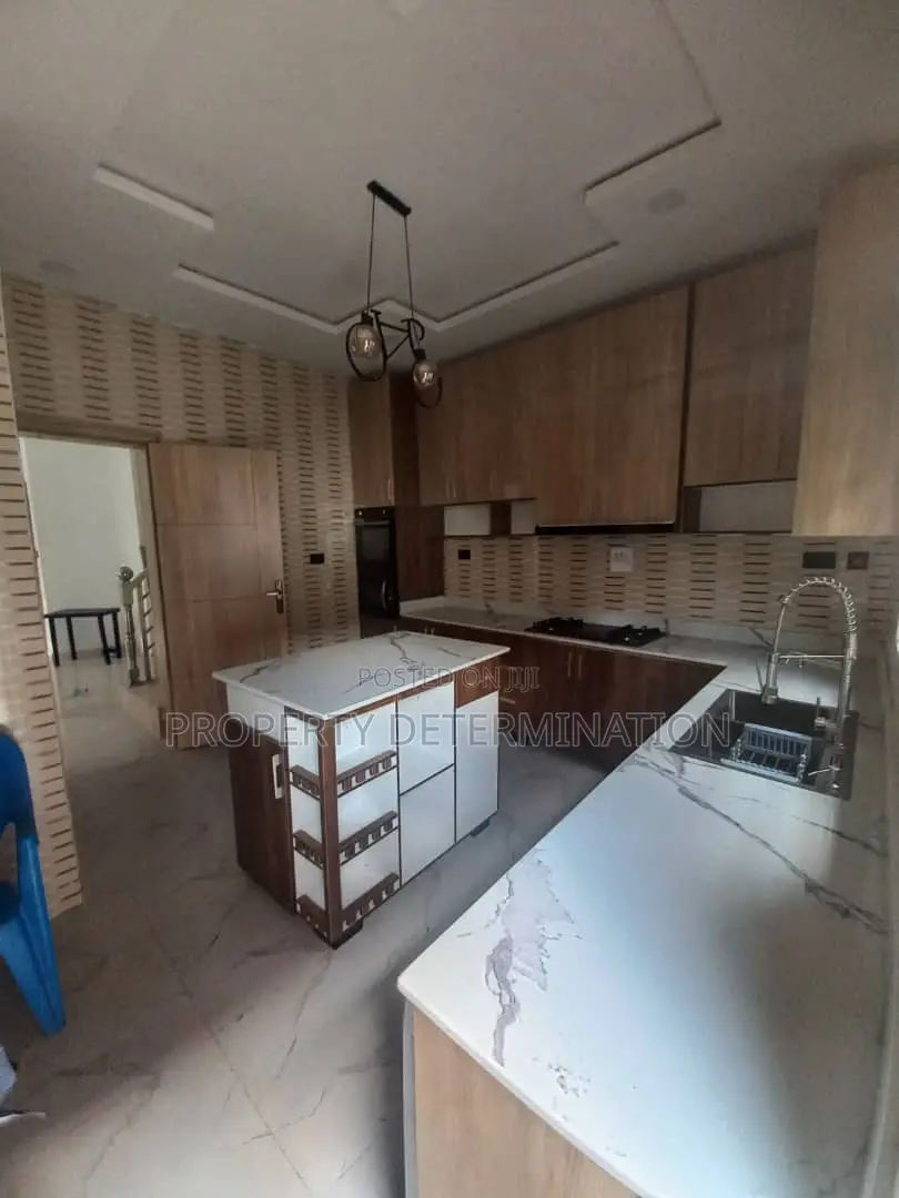 Furnished 5bdrm Duplex in Magodo Gra for sale in GRA Phase 2 Shangisha