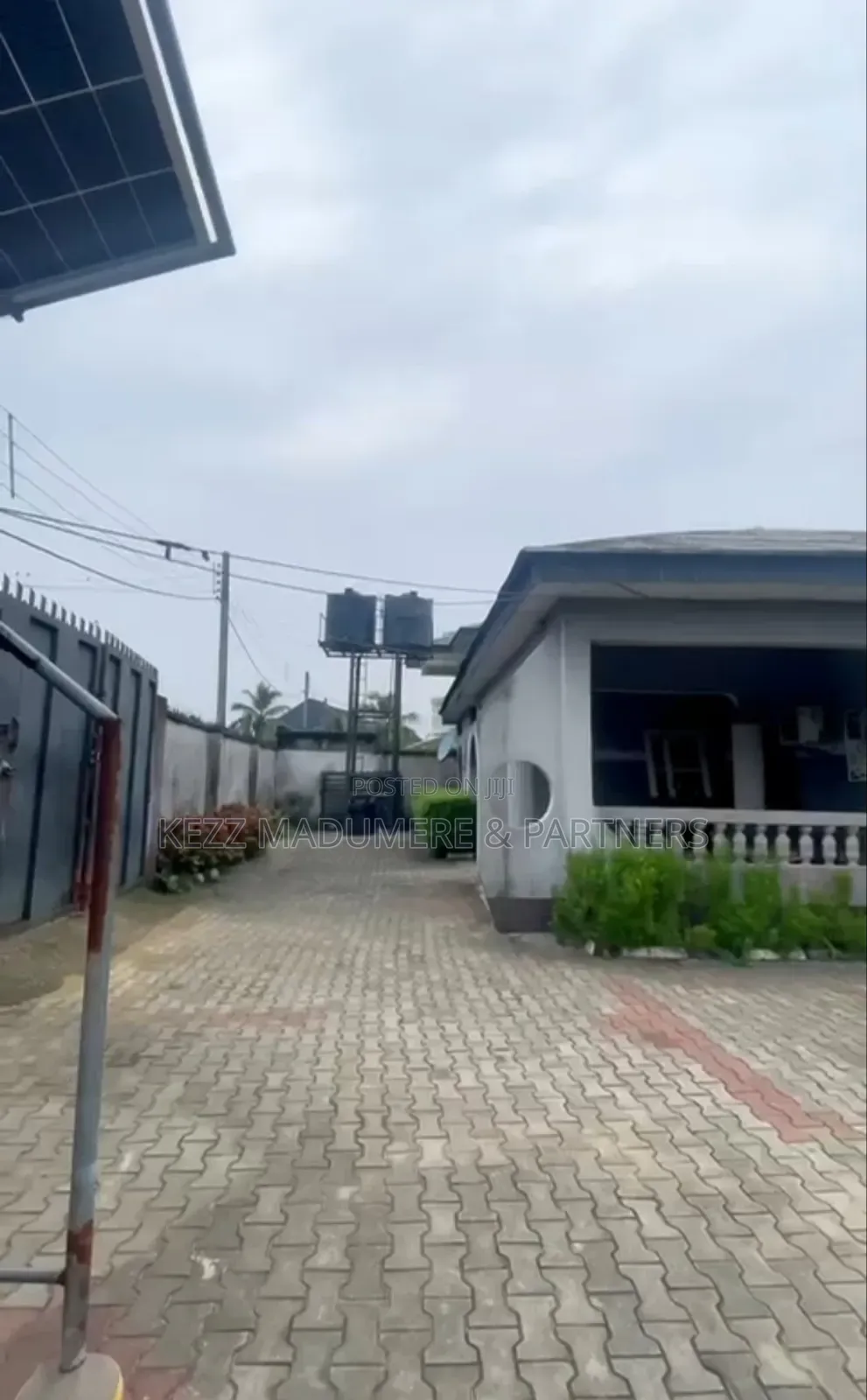 7bdrm Bungalow in Nta Road , Port for sale in Port-Harcourt
