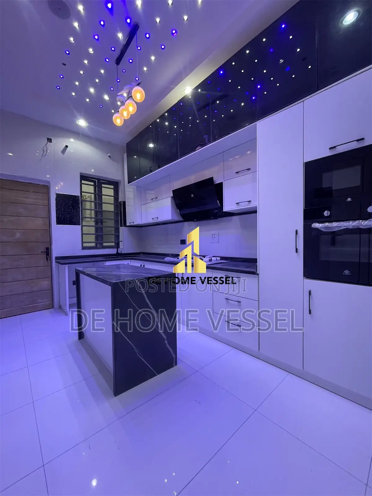 4bdrm Duplex In Lekki For Sale in Lekki