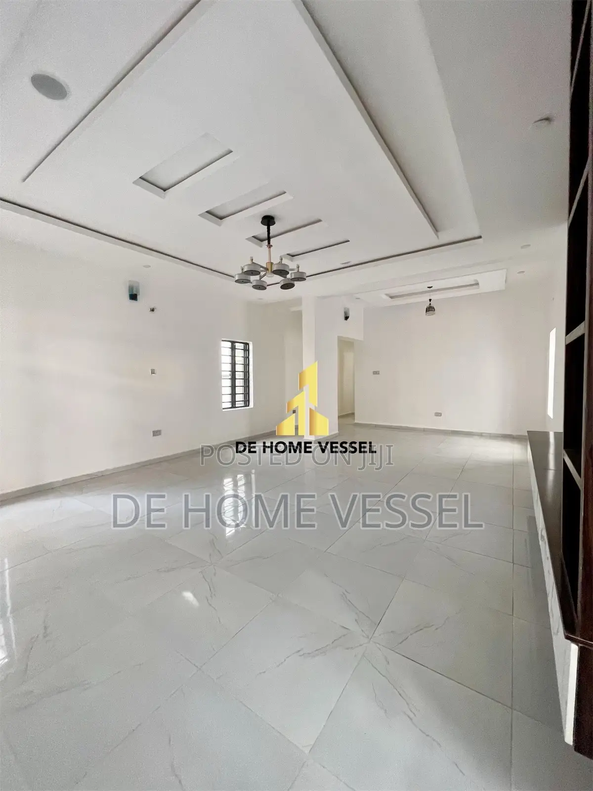 5bdrm Duplex in Lekki for sale in Lekki