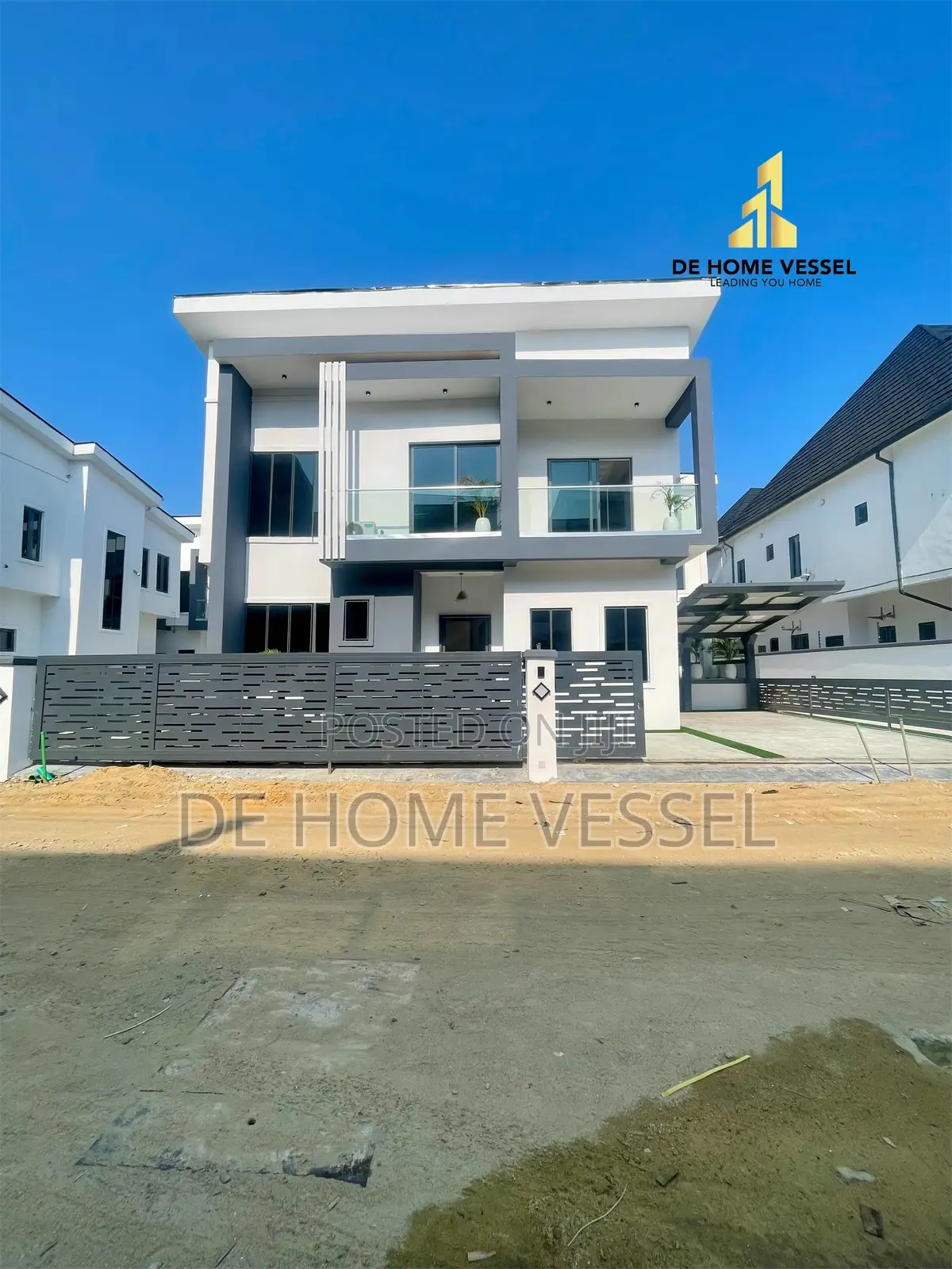 5bdrm Duplex in Lekki for sale in Lekki