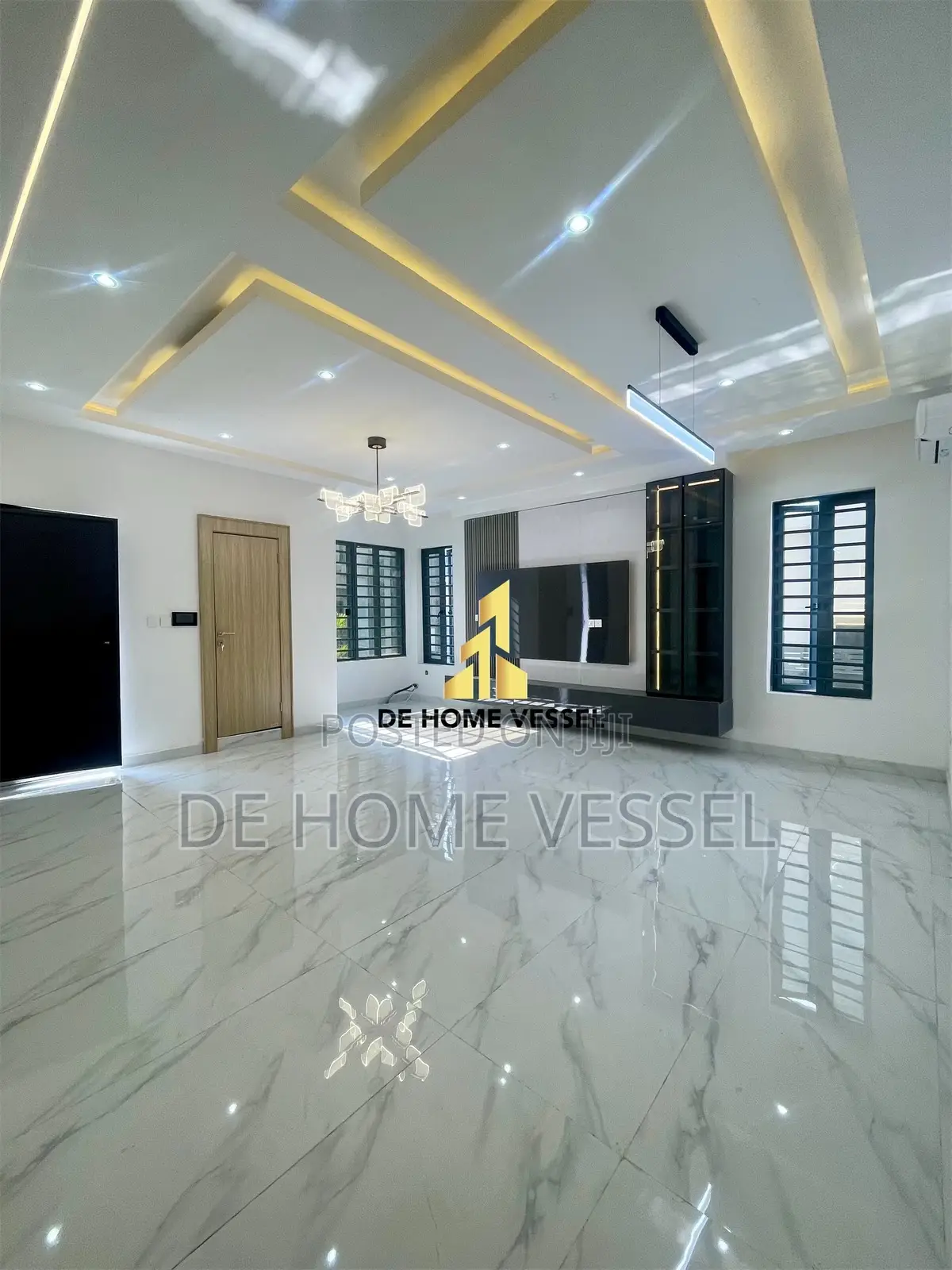 5bdrm Duplex in Lekki for sale in Lekki