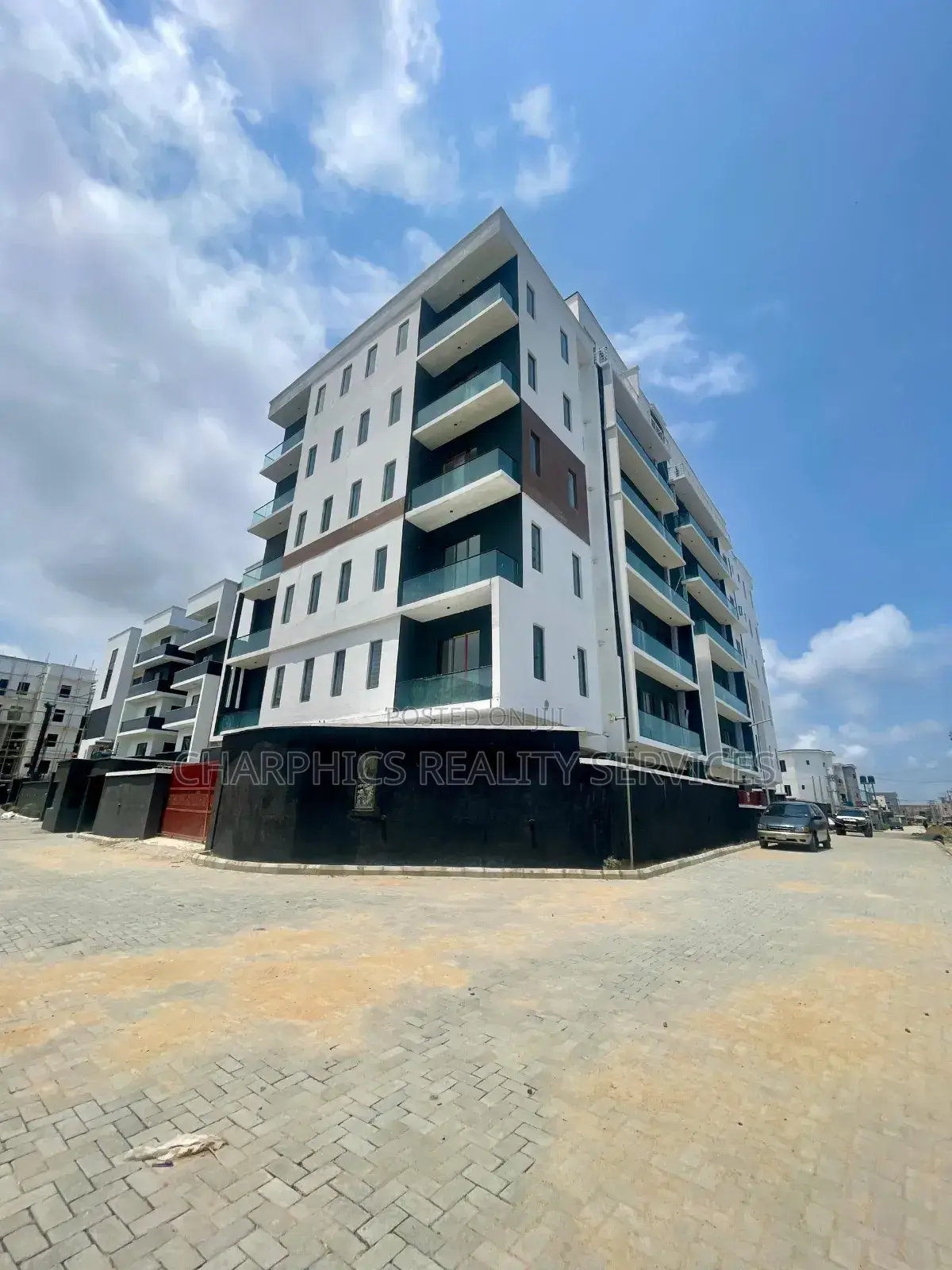 2bdrm Apartment in Lekki Phase 1 for sale in Lekki Phase 1