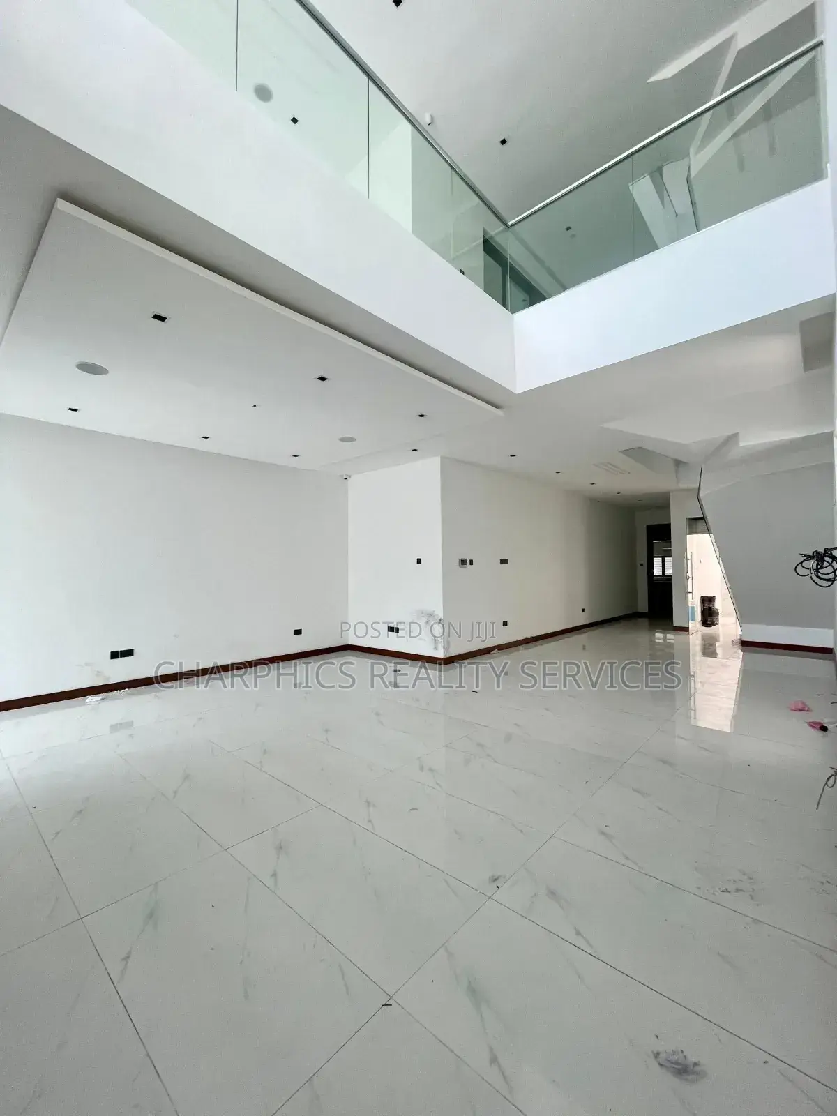4bdrm Duplex in Lekki Phase 1 for sale in Lekki Phase 1