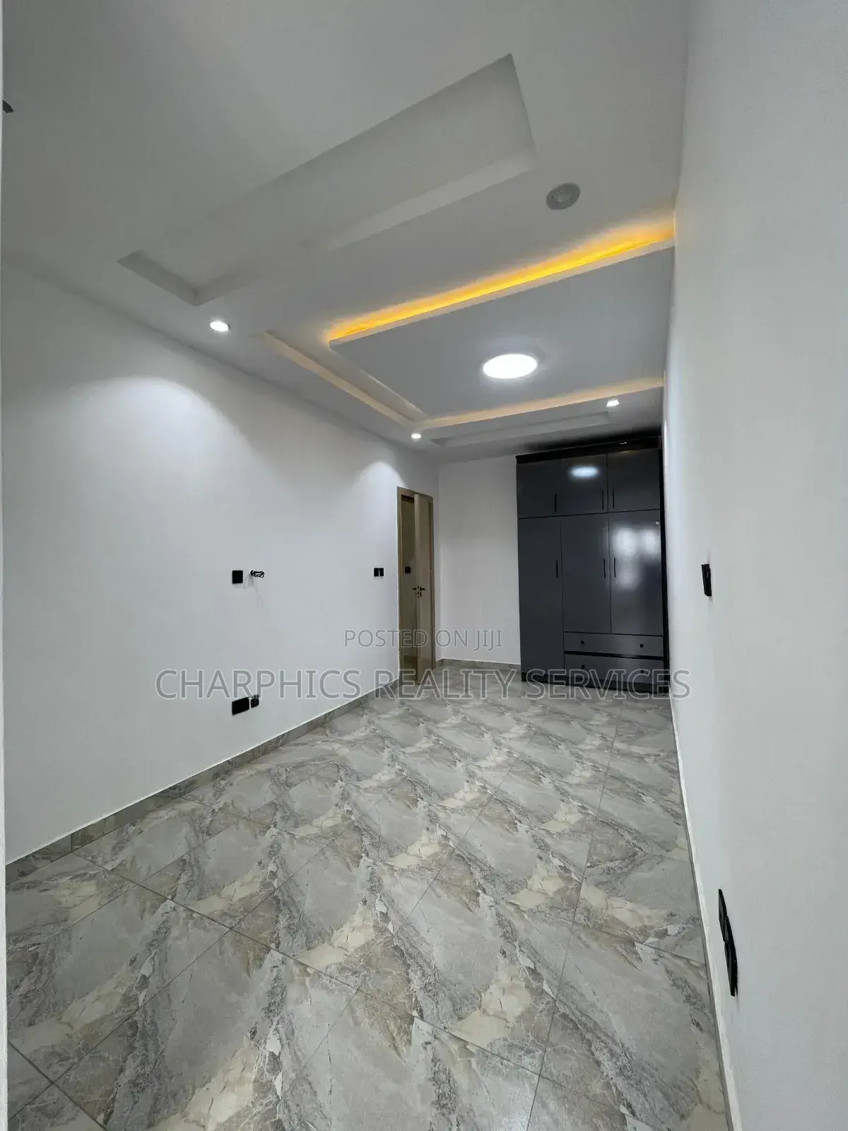 4bdrm Duplex in Lekki Phase 2 for sale in Lekki Phase 2