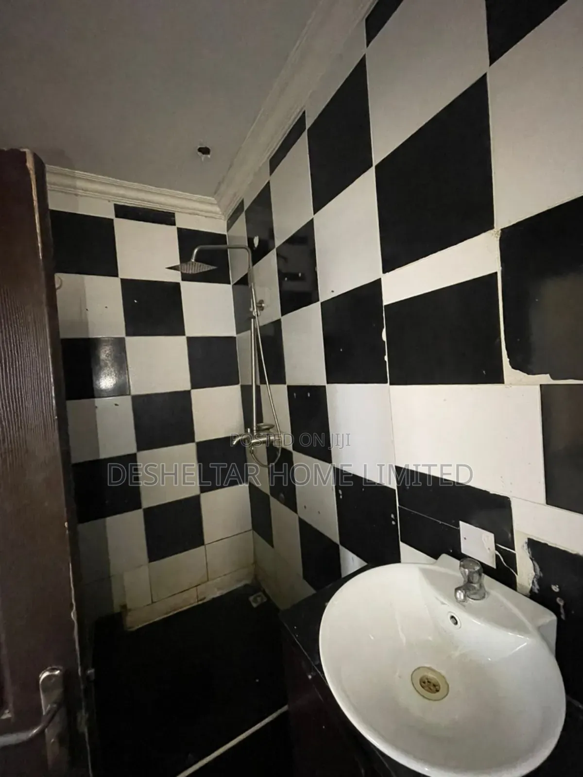 1bdrm Apartment in Southern View Estate, Chevron for rent in Chevron