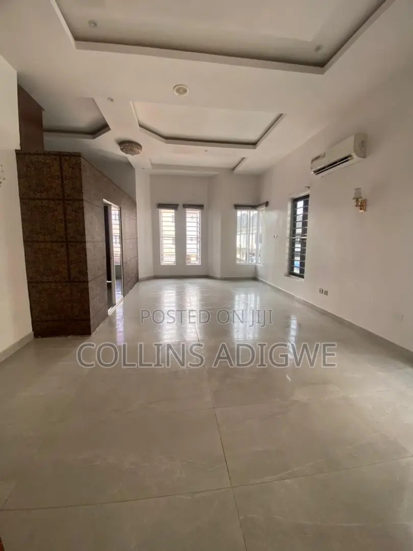 5bdrm Duplex in Osapa Estate for rent in Osapa london