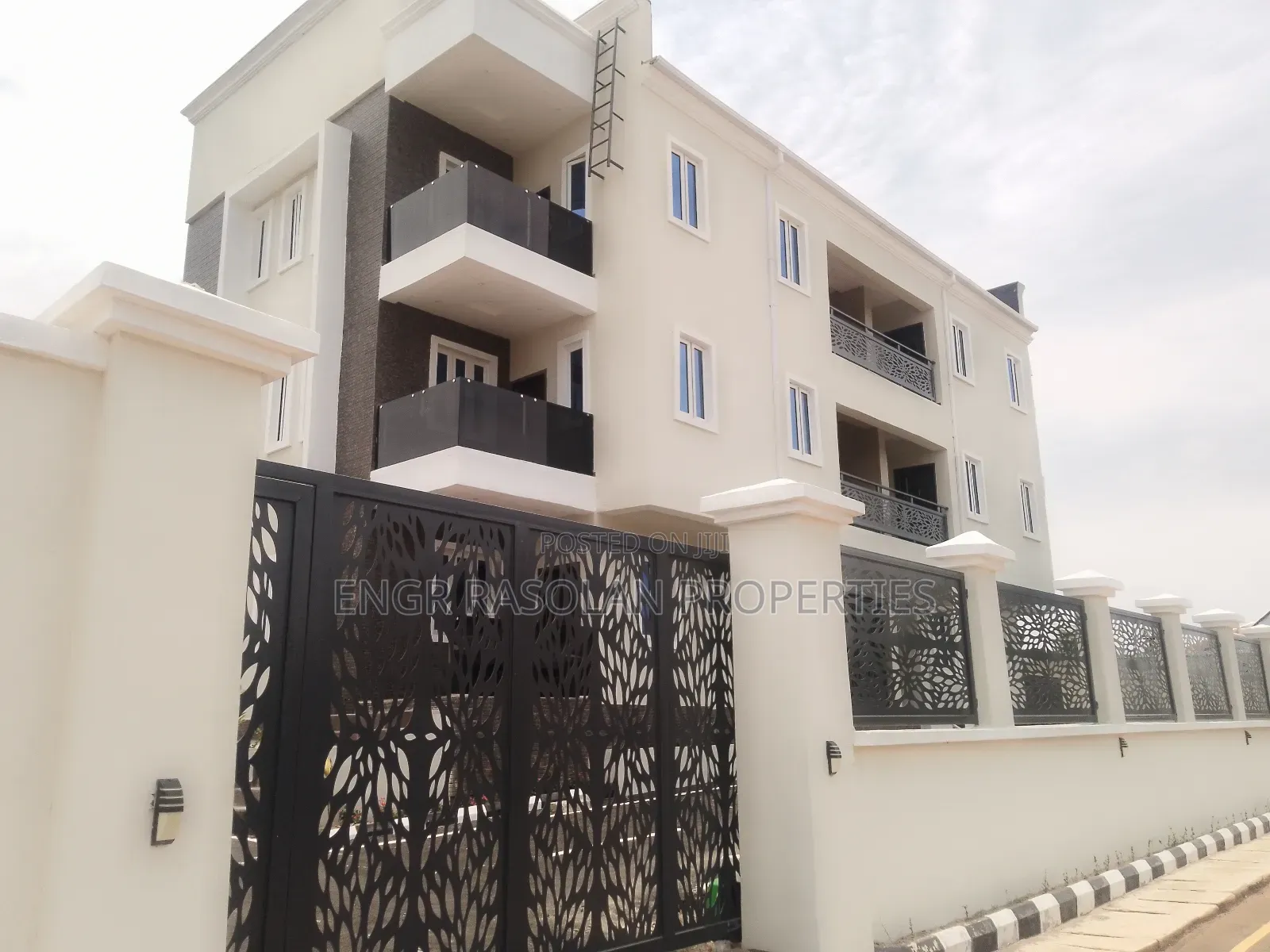Furnished 2bdrm Block of Flats in Taoheed Road, Ilorin South for sale in Ilorin South