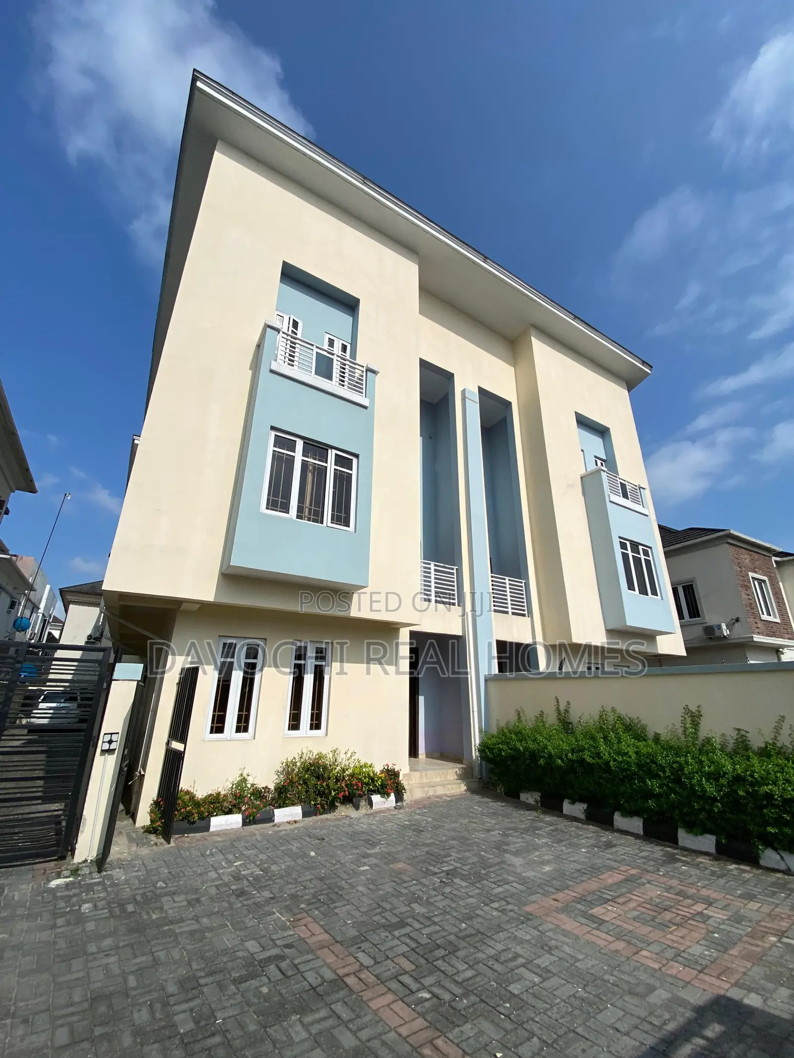 4bdrm Duplex in Osapa london for rent in Osapa london