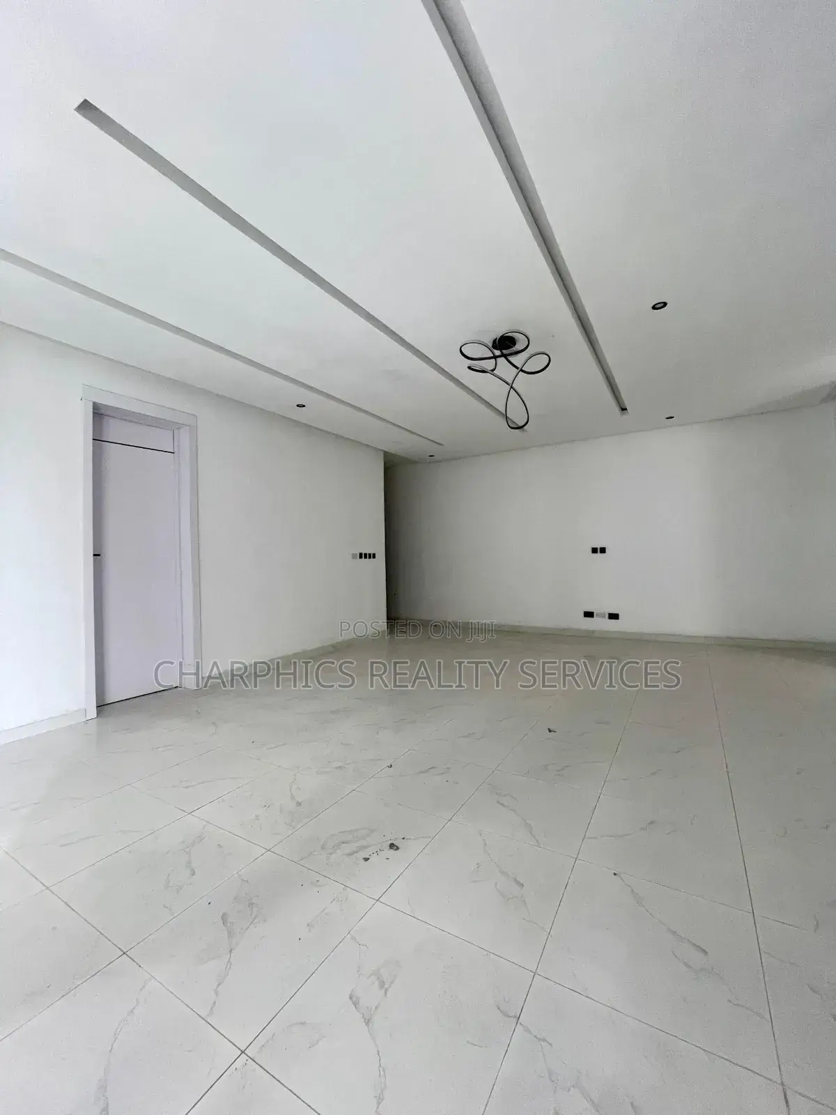 4bdrm Penthouse in Lekki Phase 1 for sale in Lekki Phase 1