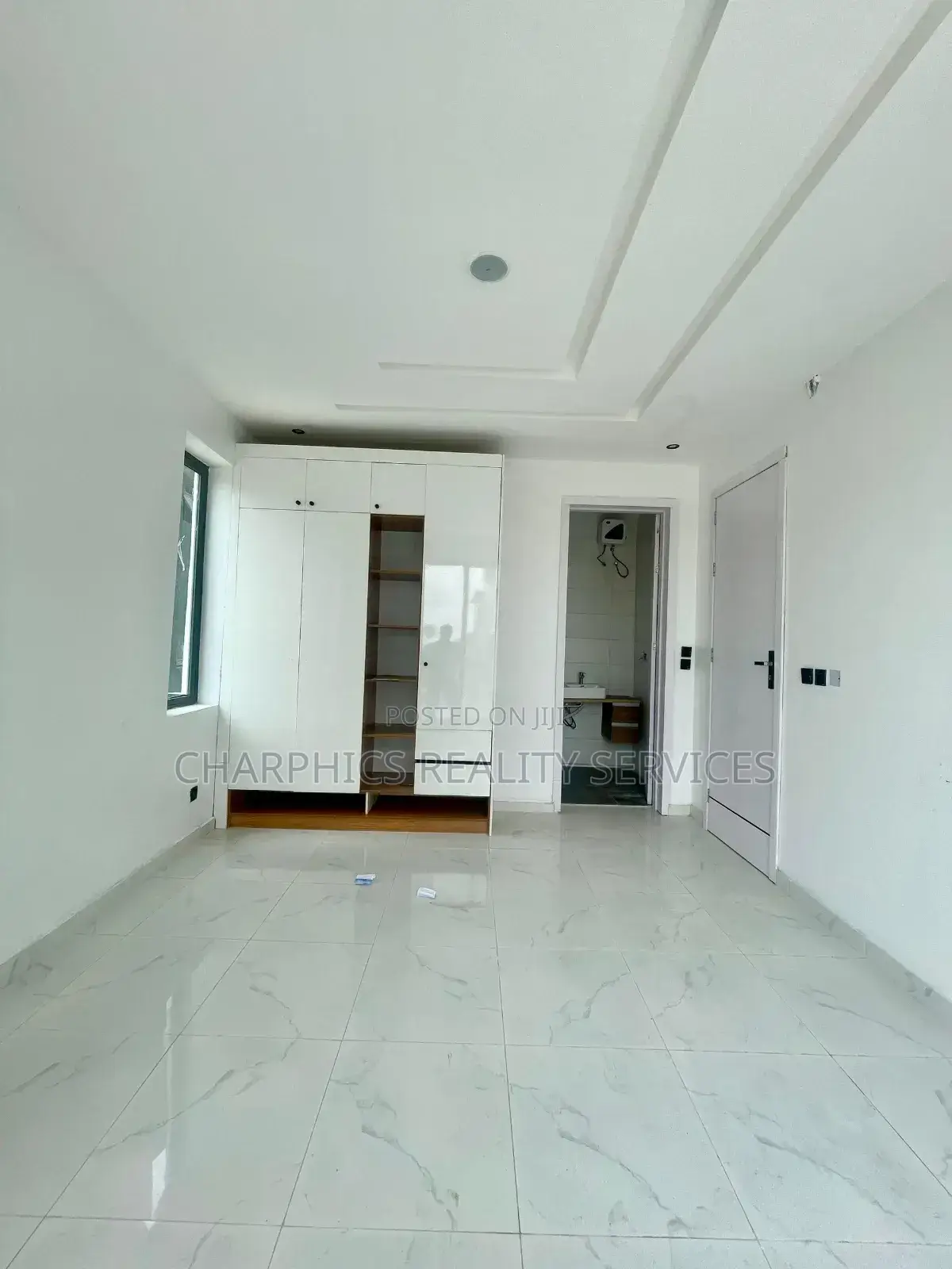 4bdrm Penthouse in Lekki Phase 1 for sale in Lekki Phase 1