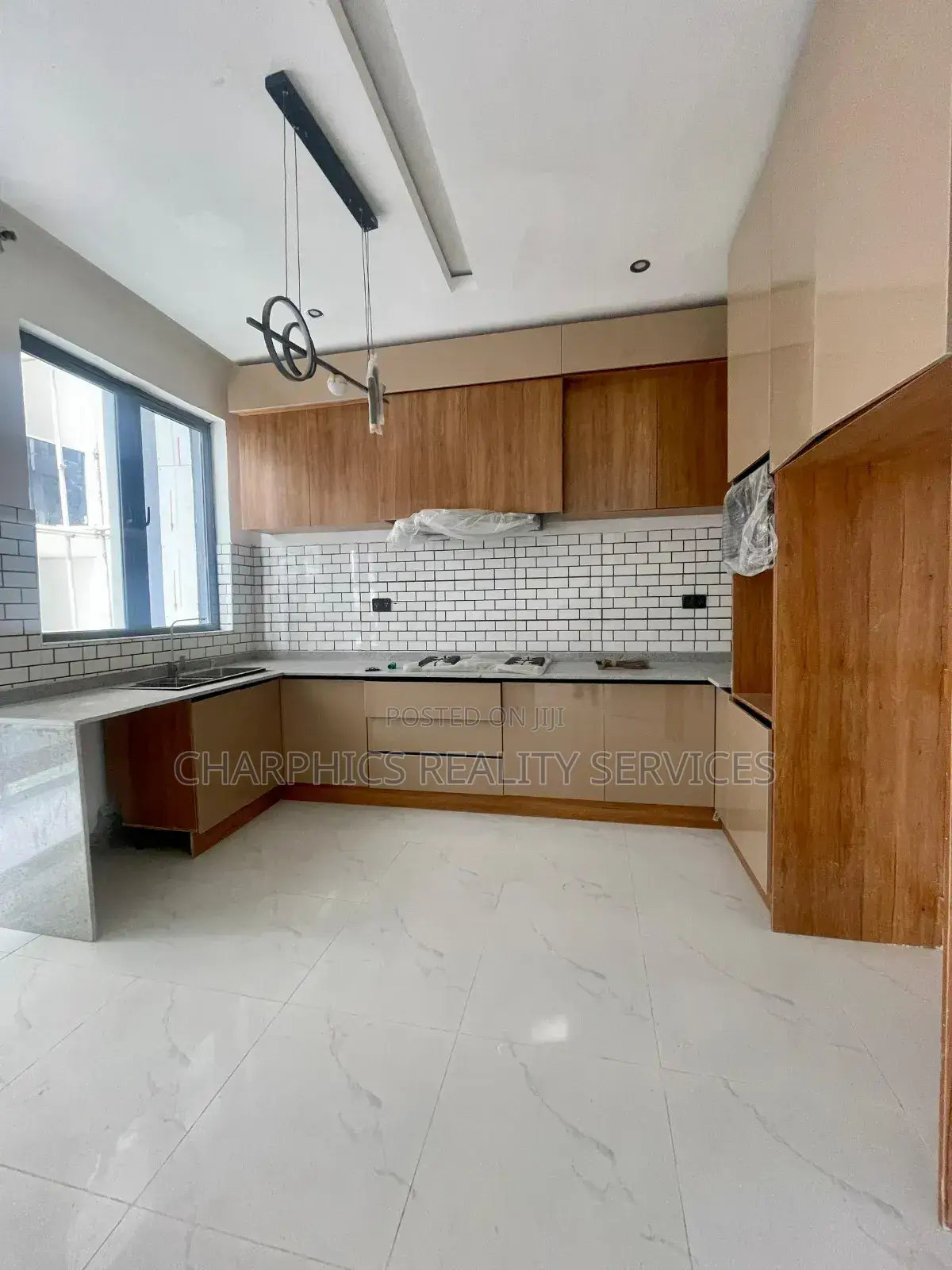 4bdrm Penthouse in Lekki Phase 1 for sale in Lekki Phase 1