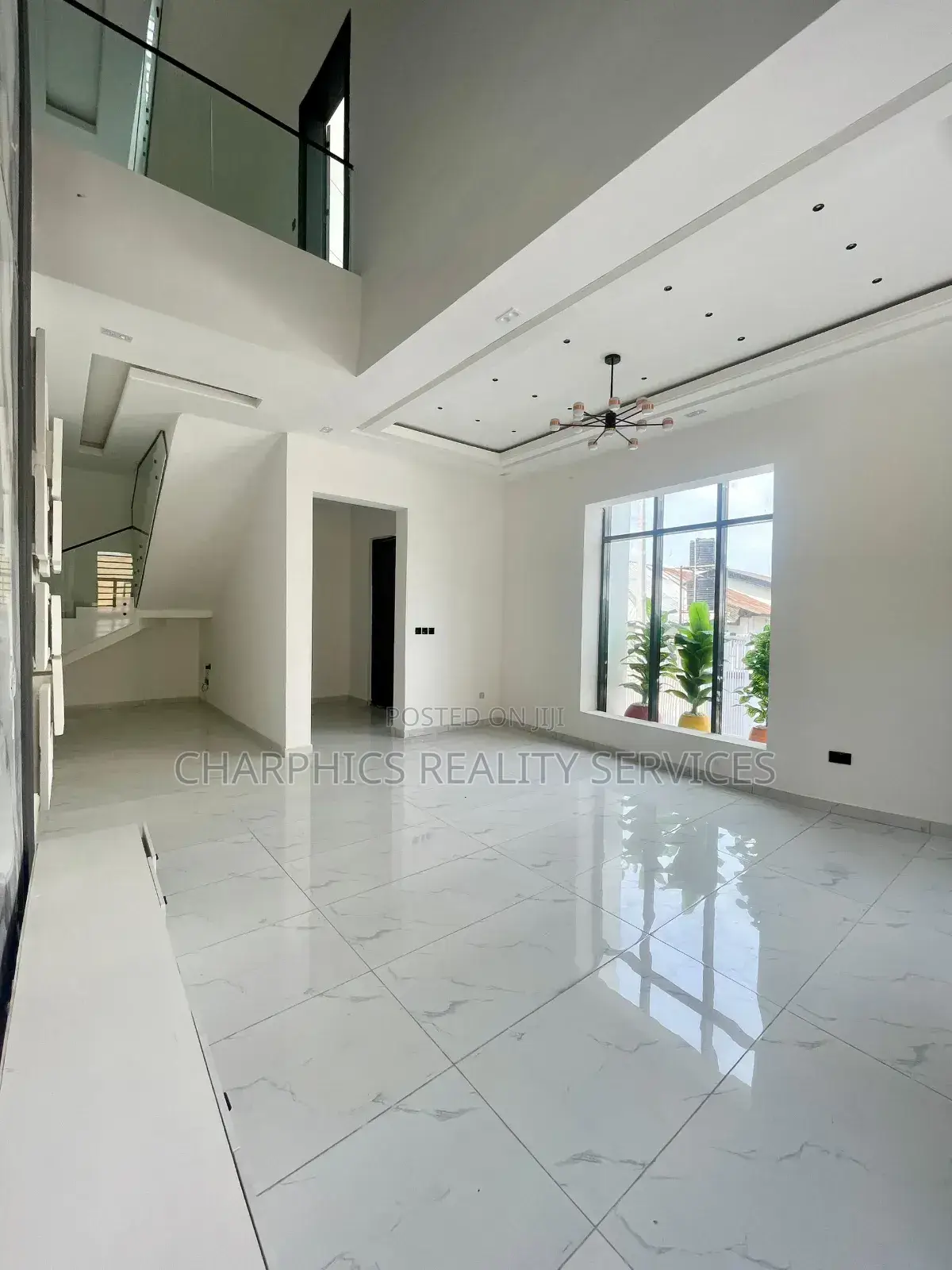 5bdrm Duplex in Ikate for sale in Ikate