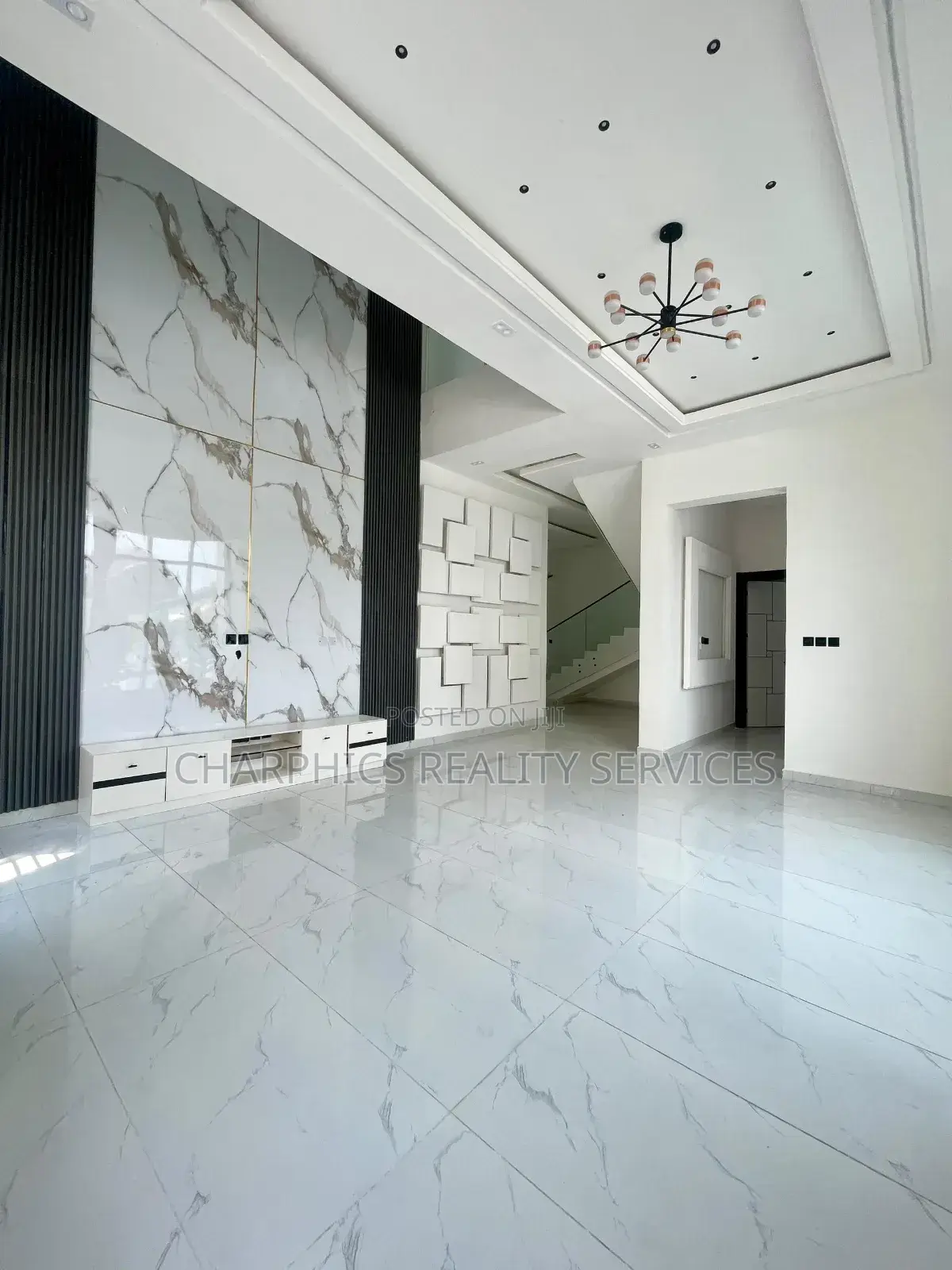 5bdrm Duplex in Ikate for sale in Ikate