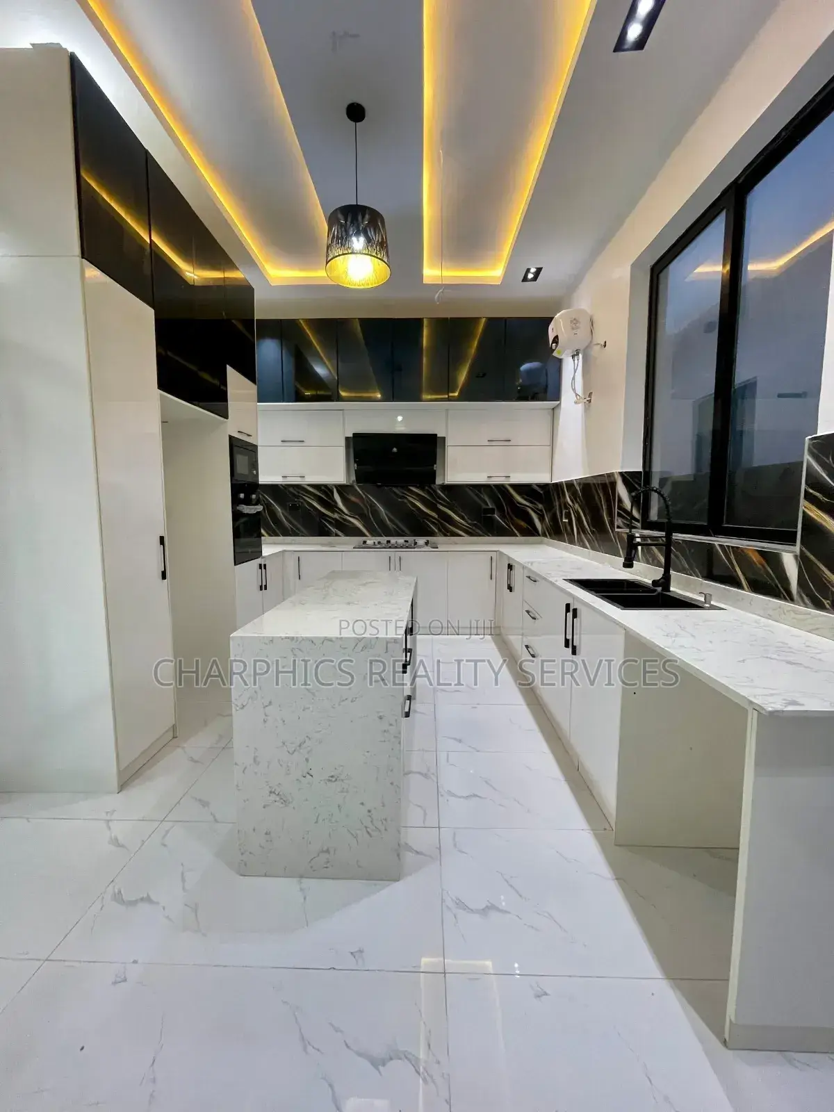 5bdrm Duplex in Ajah for sale in Ajah
