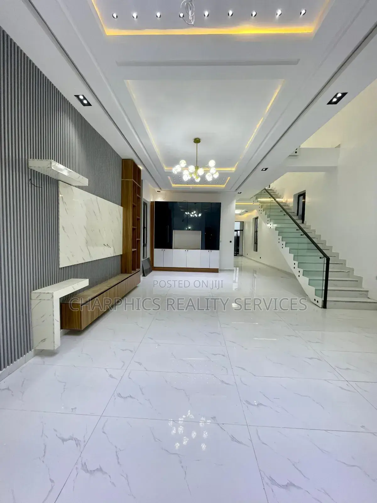5bdrm Duplex in Ajah for sale in Ajah