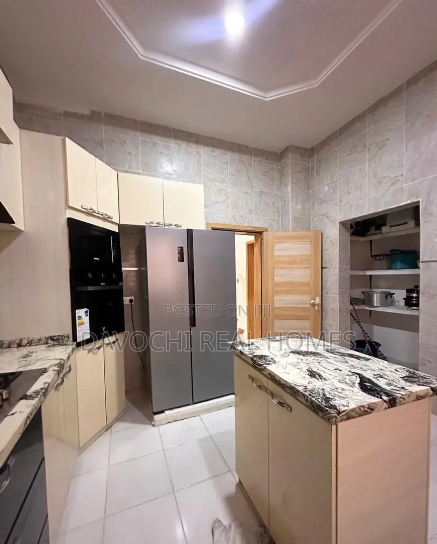 4bdrm Duplex in Lekki Phase 2 for rent in Lekki Phase 2