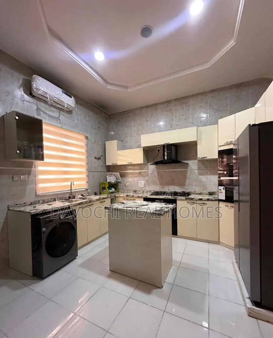 4bdrm Duplex in Lekki Phase 2 for rent in Lekki Phase 2