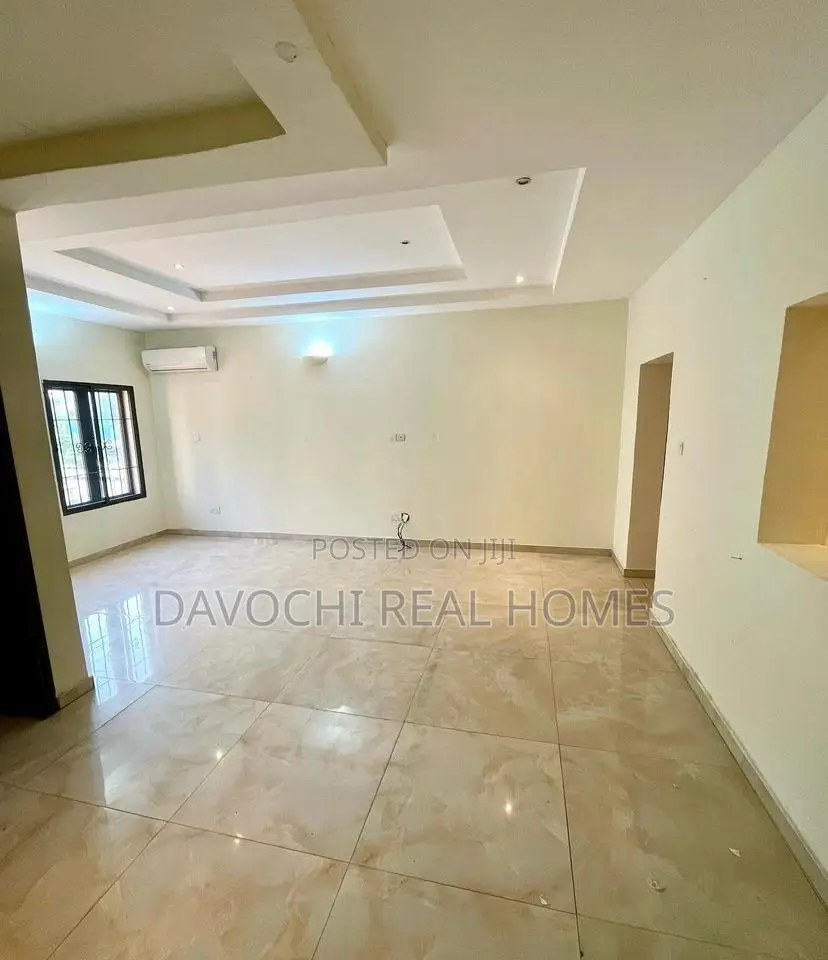 3bdrm Apartment in Lekki Phase 1 for rent in Lekki Phase 1