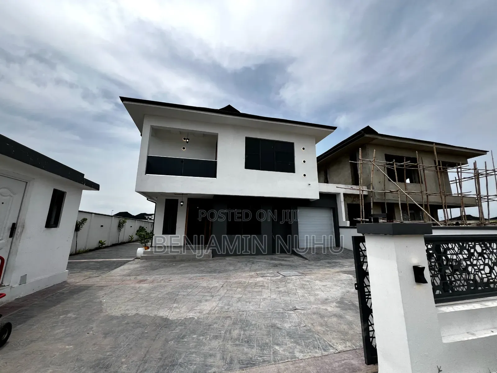 6bdrm Duplex in Royal Garden Estate, Lekki for sale in Lekki