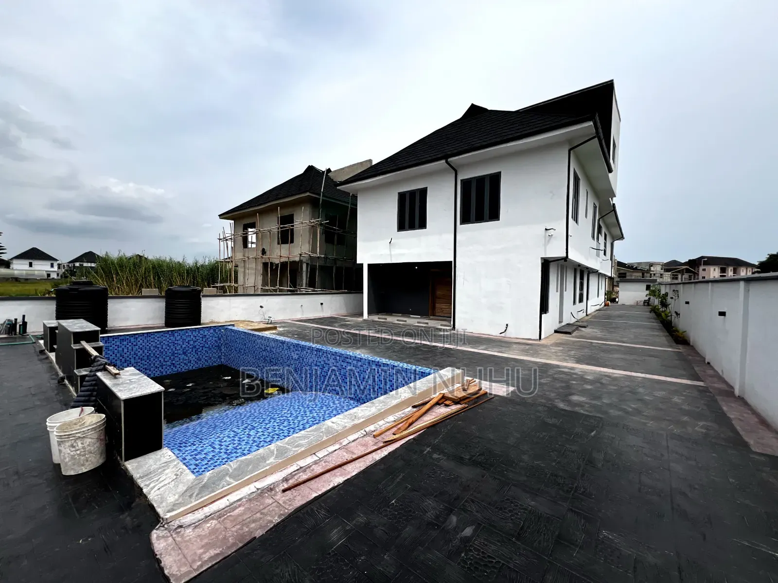 6bdrm Duplex in Royal Garden Estate, Lekki for sale in Lekki