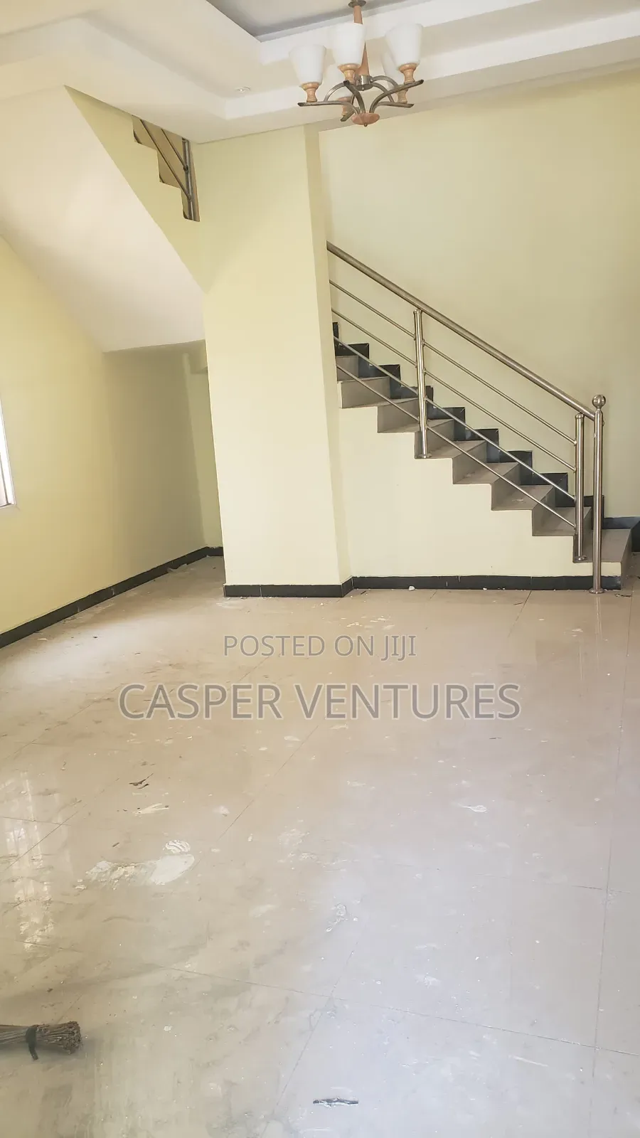5bdrm Duplex in Idado, Lekki Phase 2 for rent in Lekki Phase 2