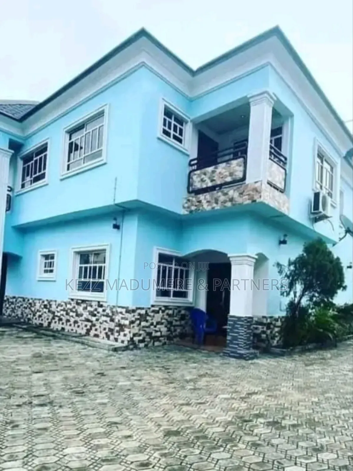 8bdrm Duplex in At Off Stadium Rd , for sale in Port-Harcourt