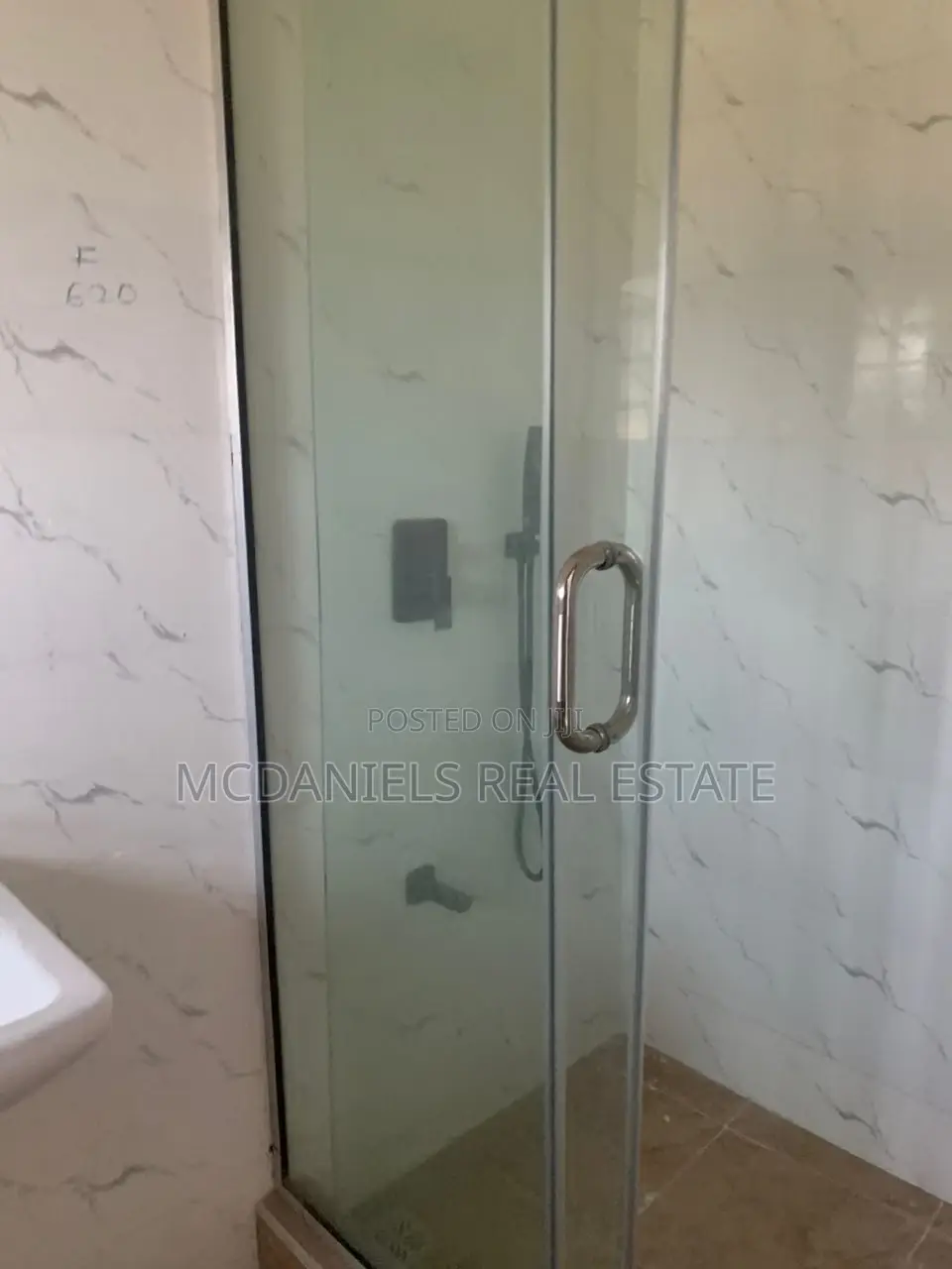 2bdrm Apartment in Ikate for sale in Ikate