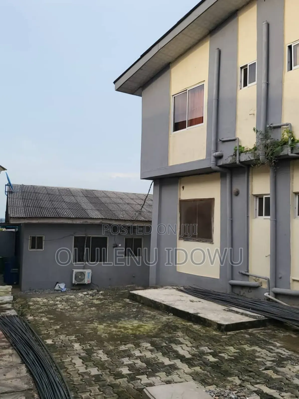 Furnished 3bdrm Block of Flats in Magodo Phase 1 Gra, Alimosho in Alimosho