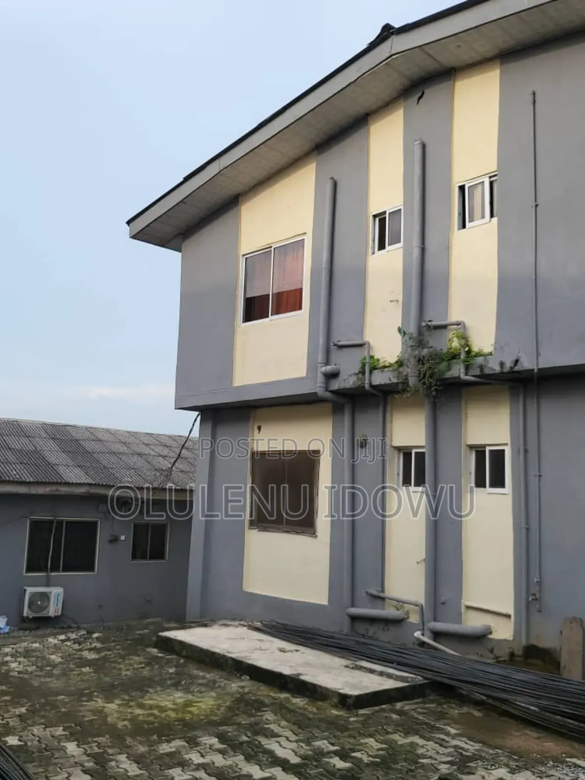 Furnished 3bdrm Block of Flats in Magodo Phase 1 Gra, Alimosho in Alimosho