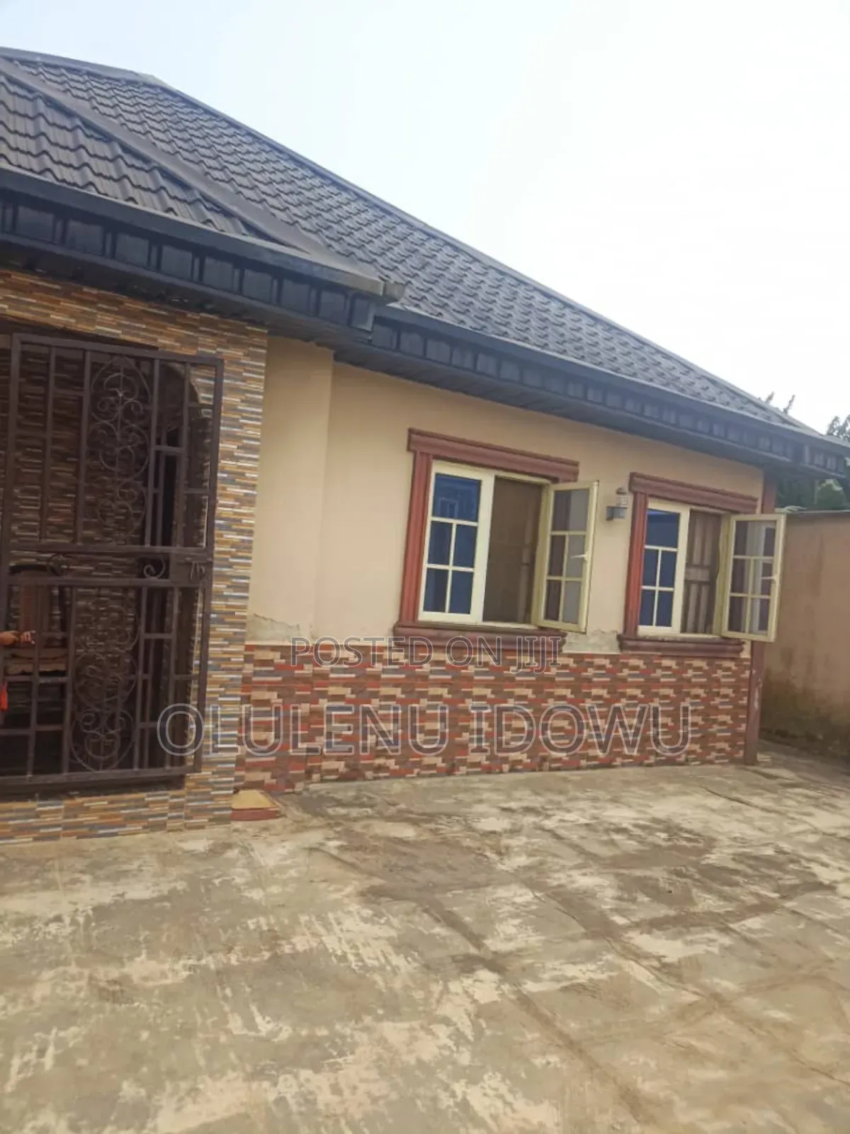 Furnished 3bdrm Bungalow in Ige Estate, Command, Alimosho for sale in Alimosho