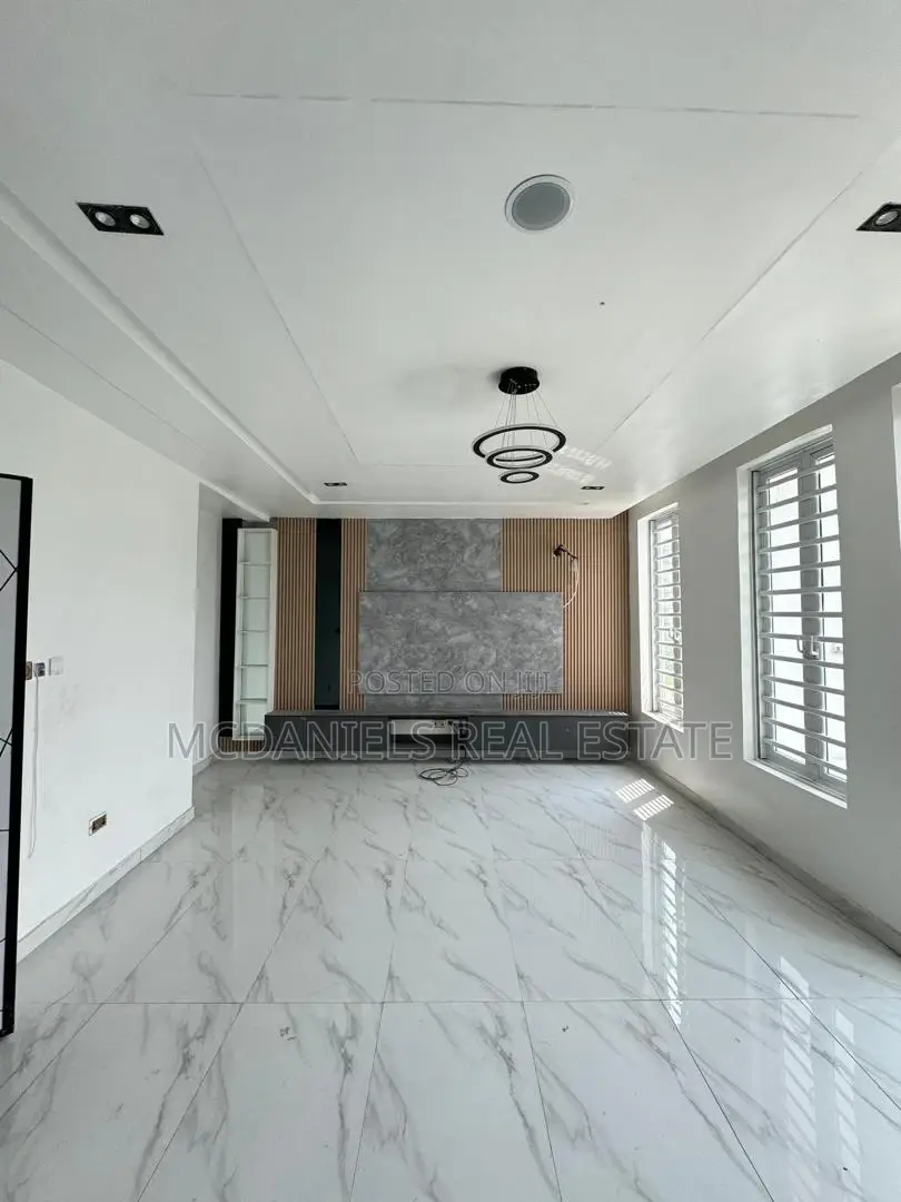 2bdrm Apartment in Ikate for sale in Ikate