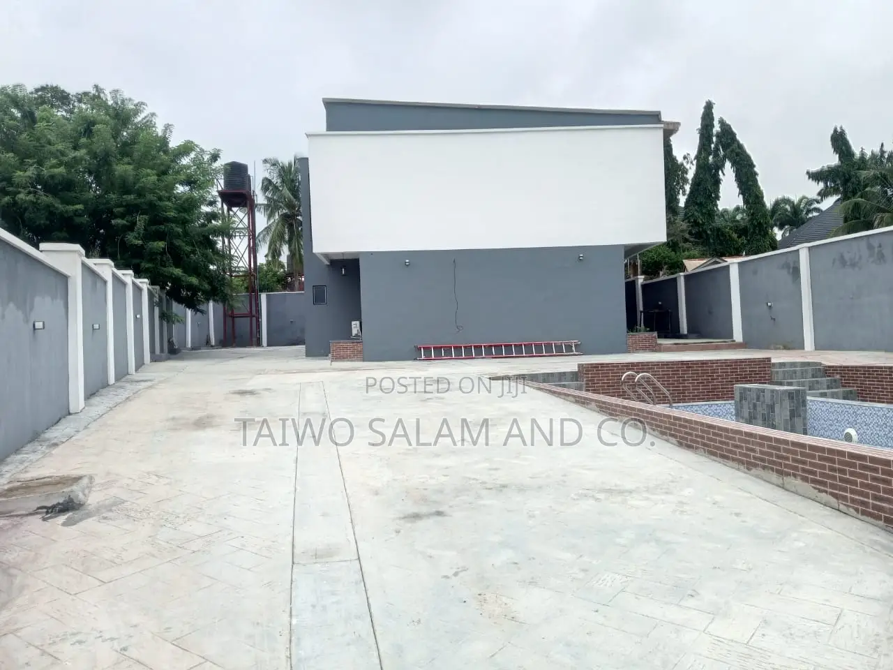 2bdrm Block of Flats in Iyanganku for sale in Iyanganku