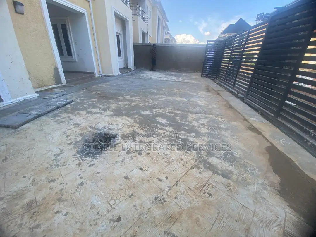 5bdrm Townhouse / Terrace in Guzape District for rent in Guzape District